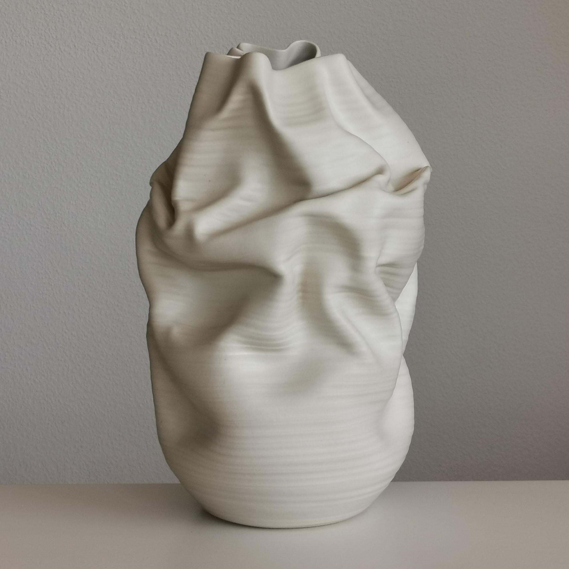 White Crumpled Form No 37, Ceramic Vessel by Nicholas Arroyave-Portela 2