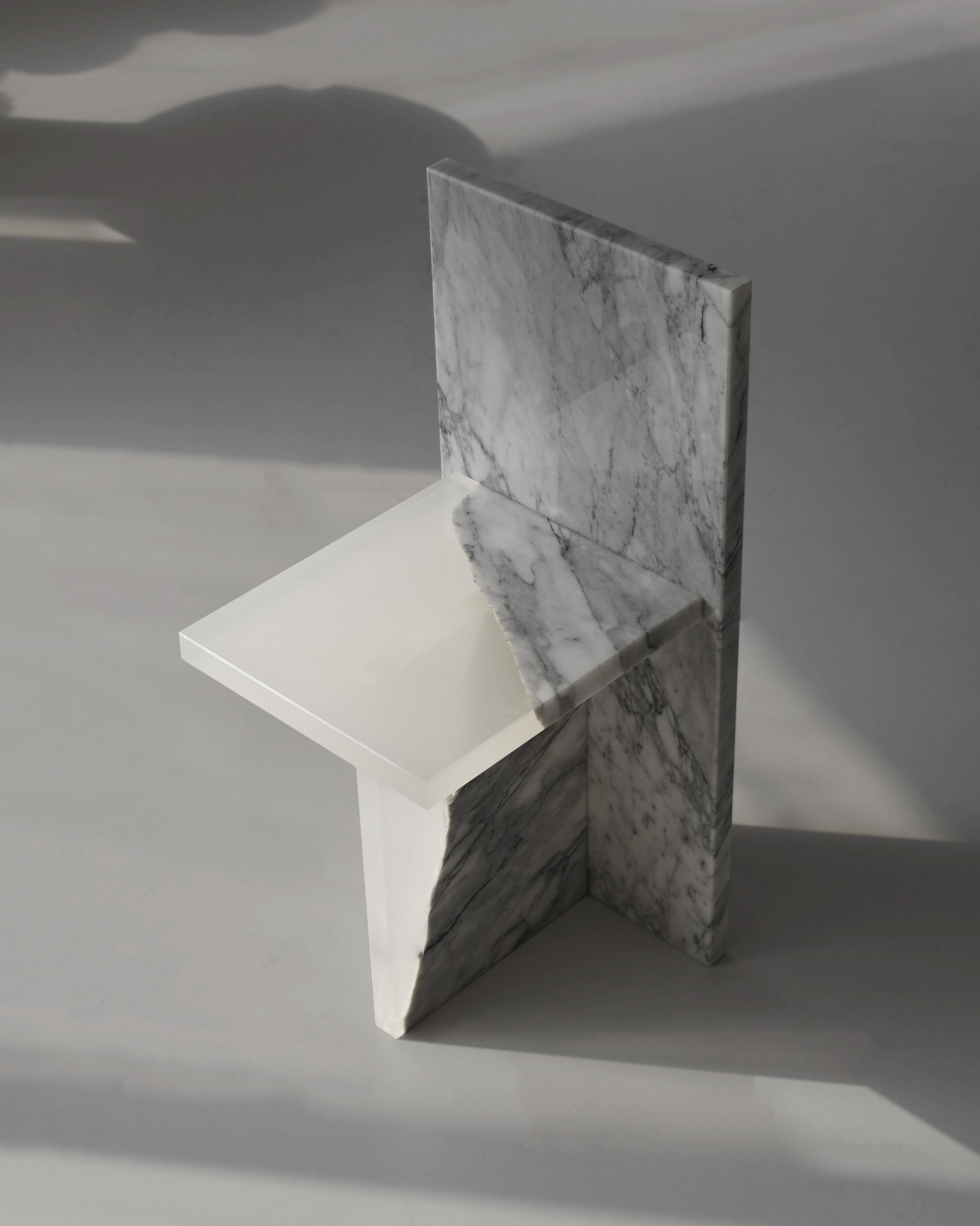 White crystal resin and marble, fragment chair, Jang Hea Kyoung
Artist: Jang Hea Kyoung
Materials: Crystal resin and marble
Dimensions: 33 x 34 x 74 cm

Jang Hea Kyoung is based in Seoul, Republic of Korea. She searches for craft elements and