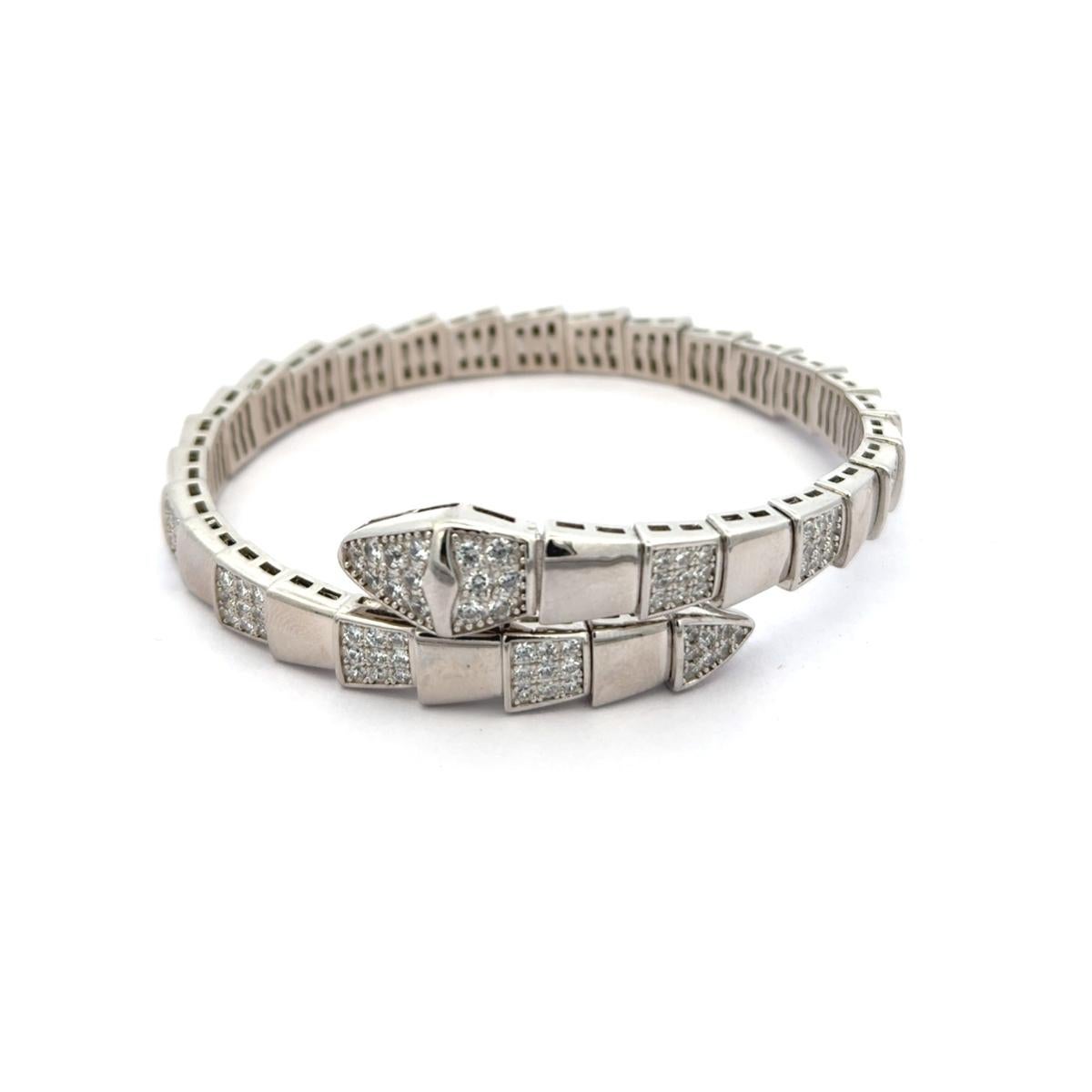 Bracciale d'argento con bracciale a fascia ispirato al serpente con zirconia cubica bianca Regalo per lei in vendita 4