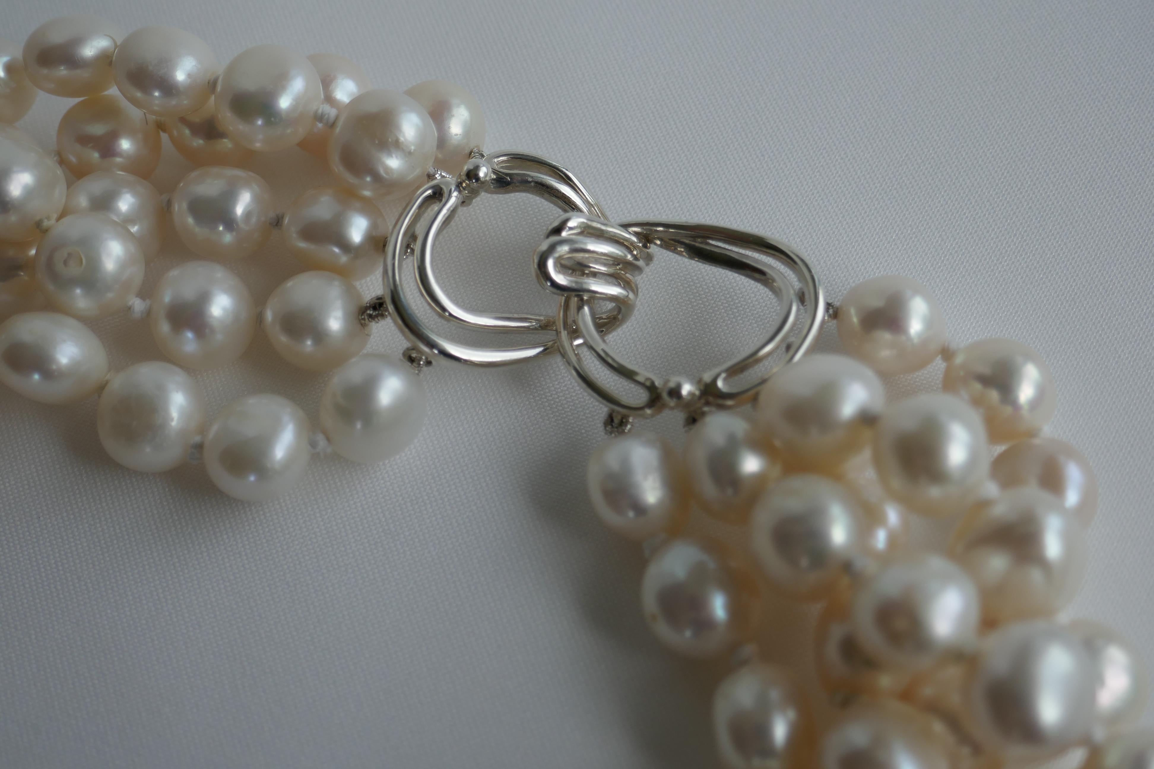 Contemporary White Cultured Nugget Pearls 925 Sterling Silver Clasp Necklace For Sale