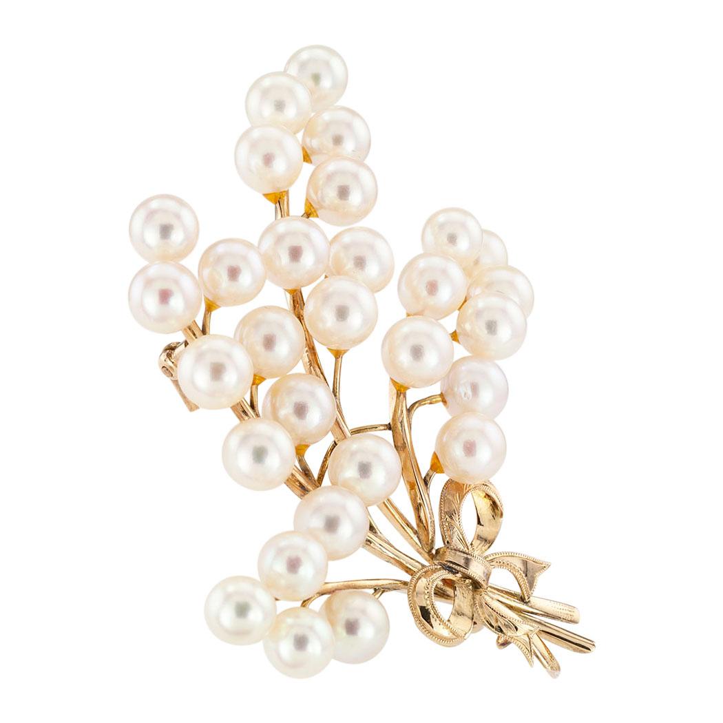 Cultured pearl and yellow spray style brooch circa 1950. Clear and concise information you want to know is listed below.  Contact us right away if you have additional questions.  We are here to connect you with beautiful and affordable