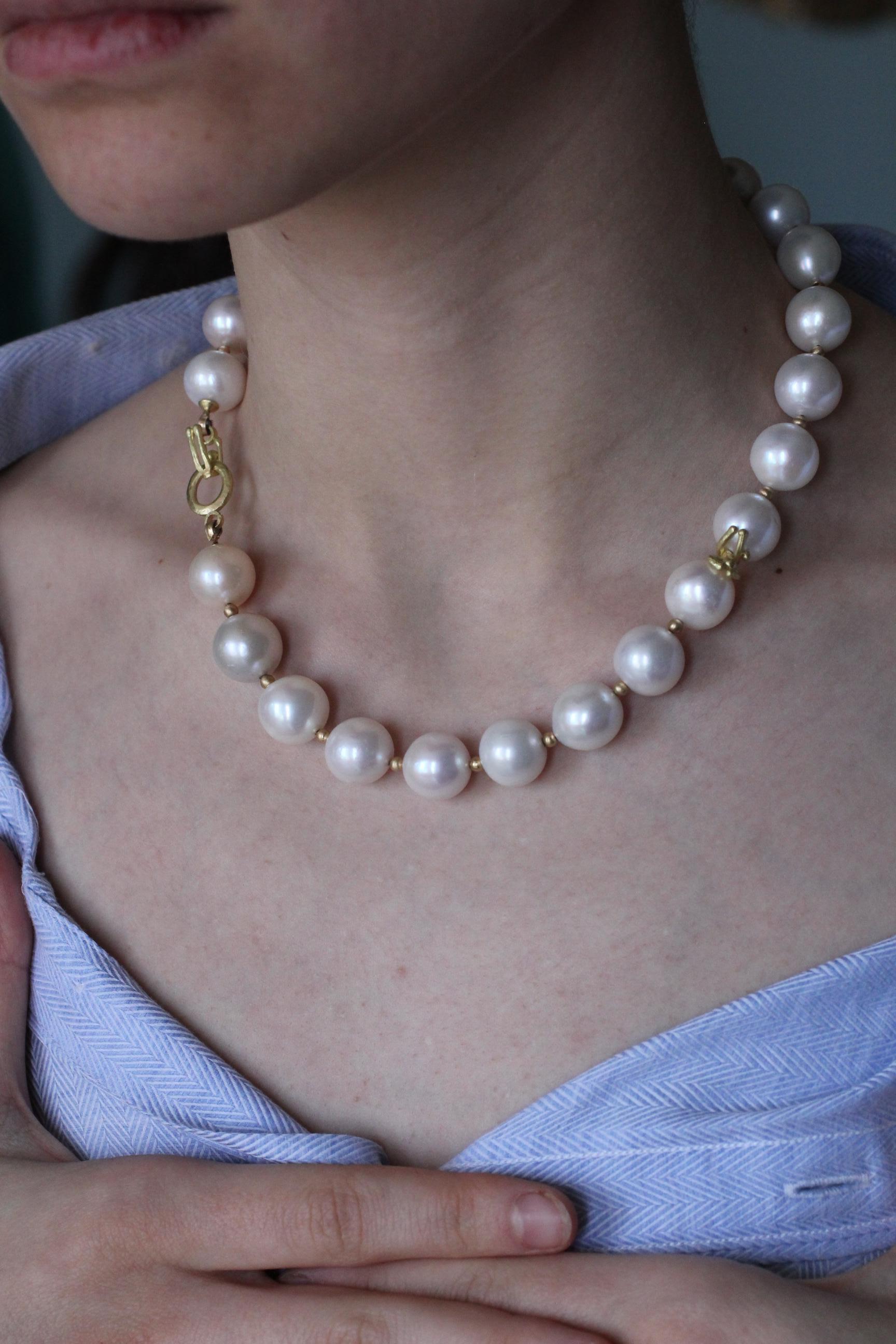 White Cultured Pearls 18K Gold Beaded Choker Necklace For Sale 6