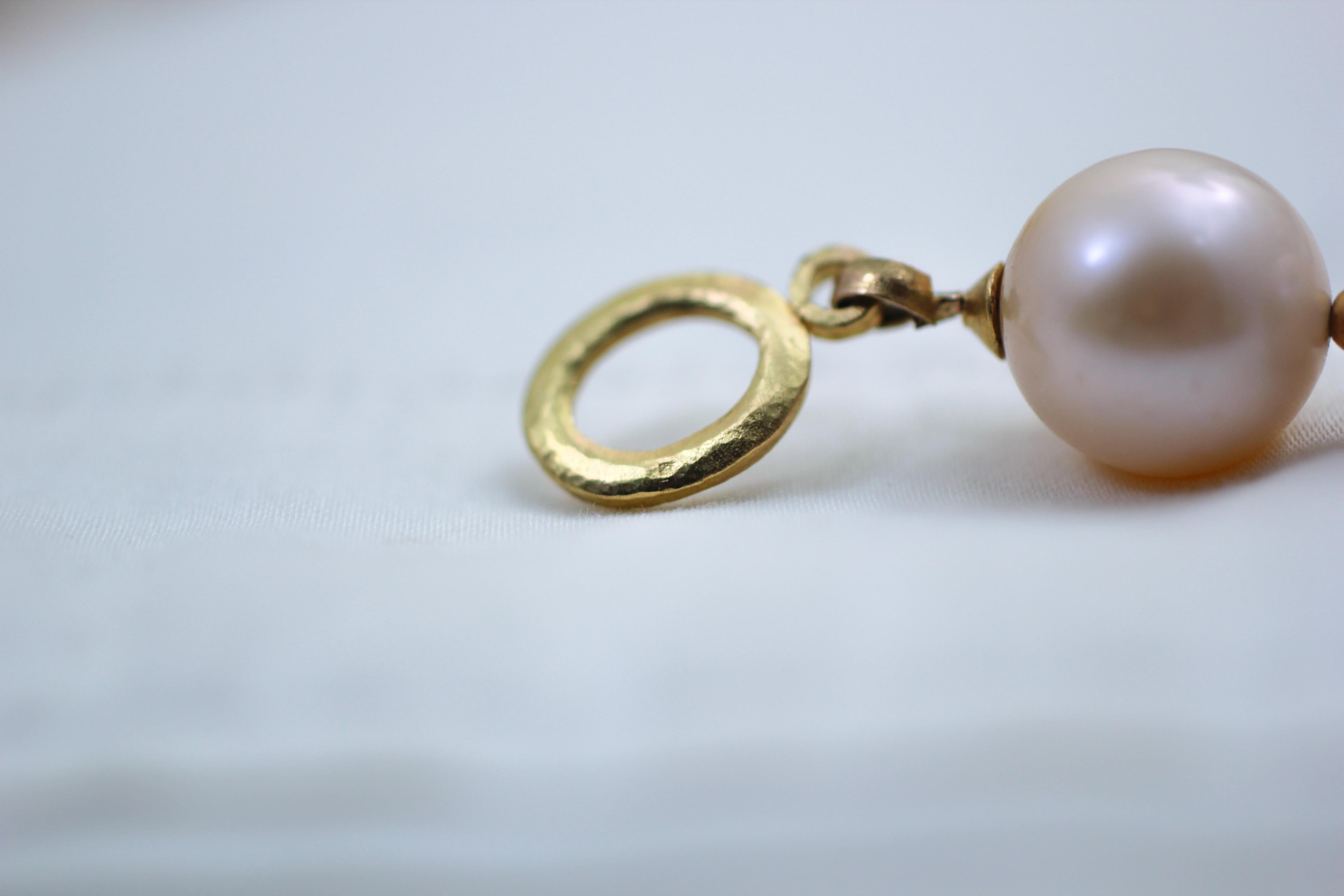 Weiße Zuchtperlen 18K Gold Perlen Choker Halskette im Angebot 3