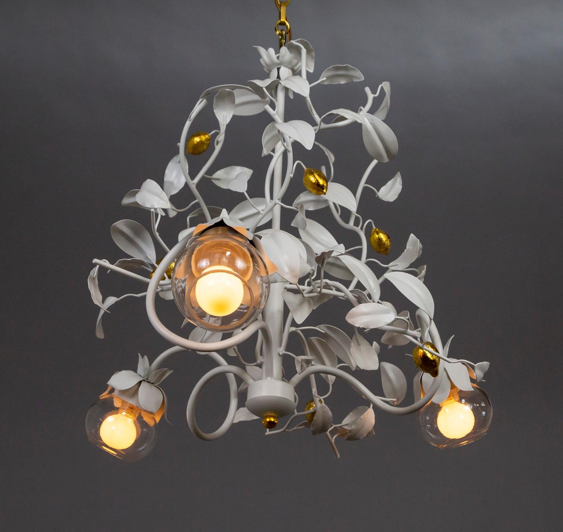 White Curling Foliate Chandelier W/ Gilt Lemons In Good Condition For Sale In San Francisco, CA