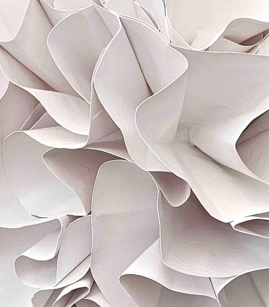 White Cut Paper Sculpture, France, Contemporary In New Condition For Sale In New York, NY