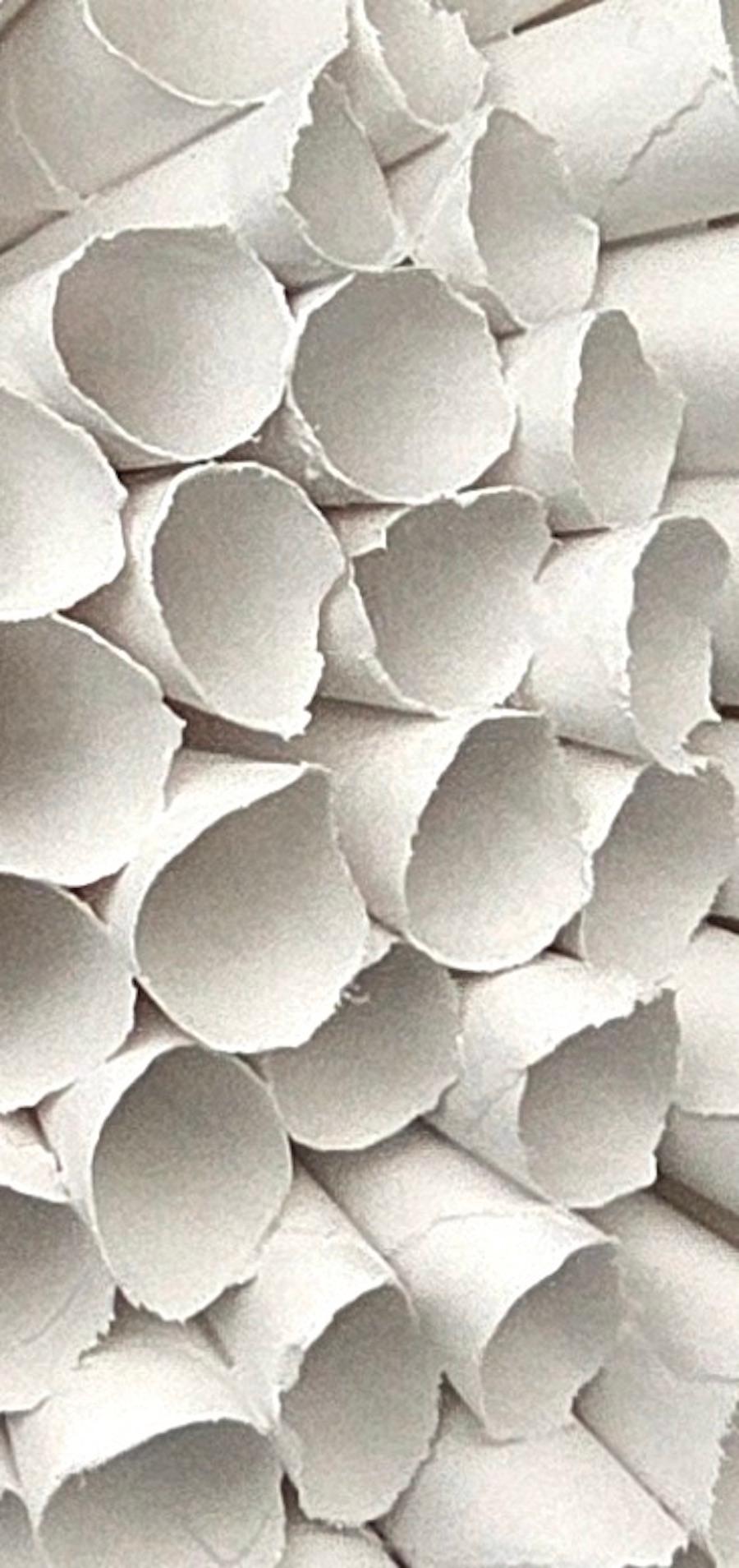 White Cut Paper Sculpture, France, Contemporary In New Condition For Sale In New York, NY