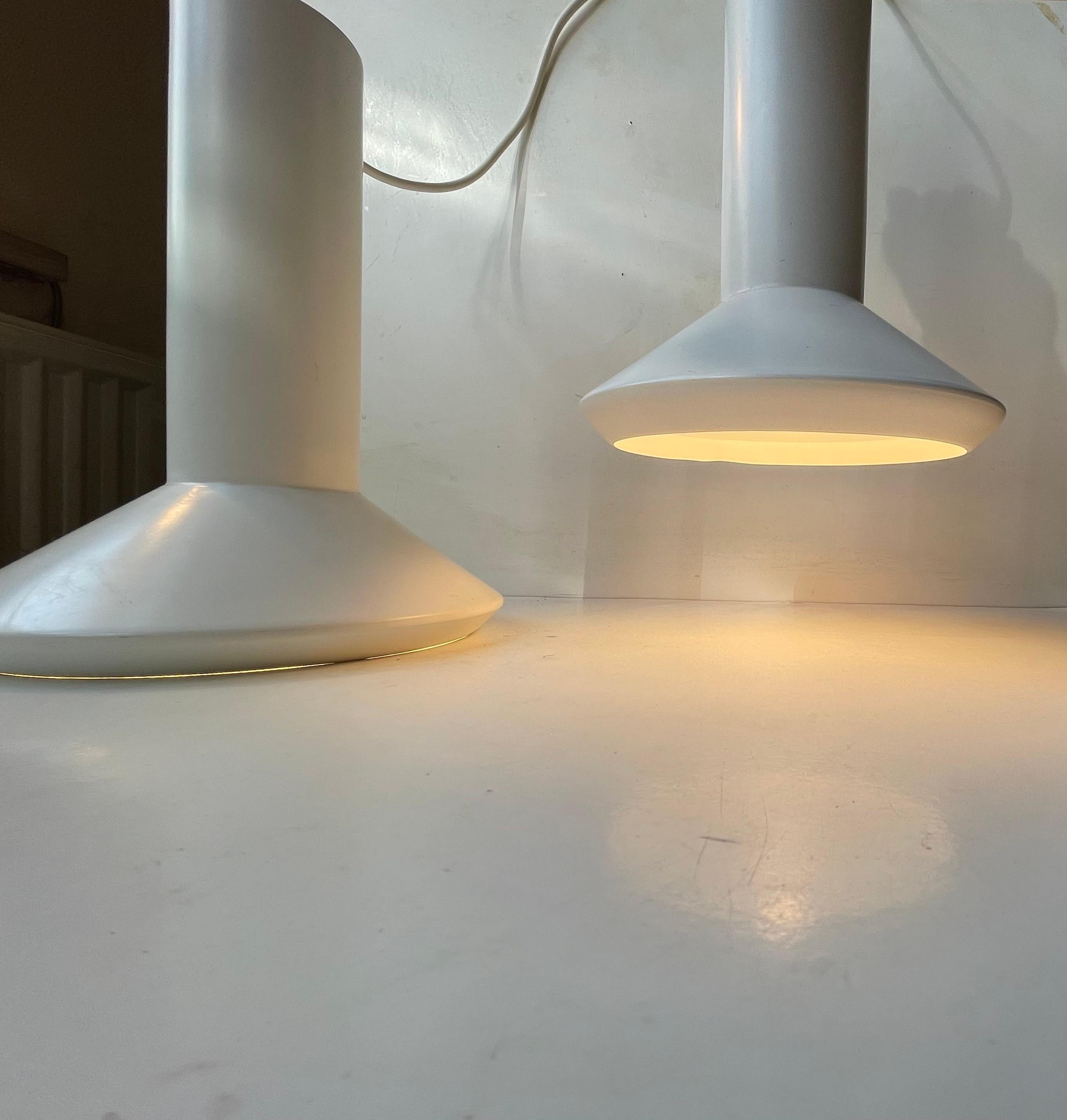 Lampade a sospensione minimaliste danesi chiamate 