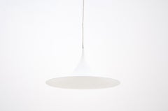 Lampe à suspension danoise blanche, années 1960