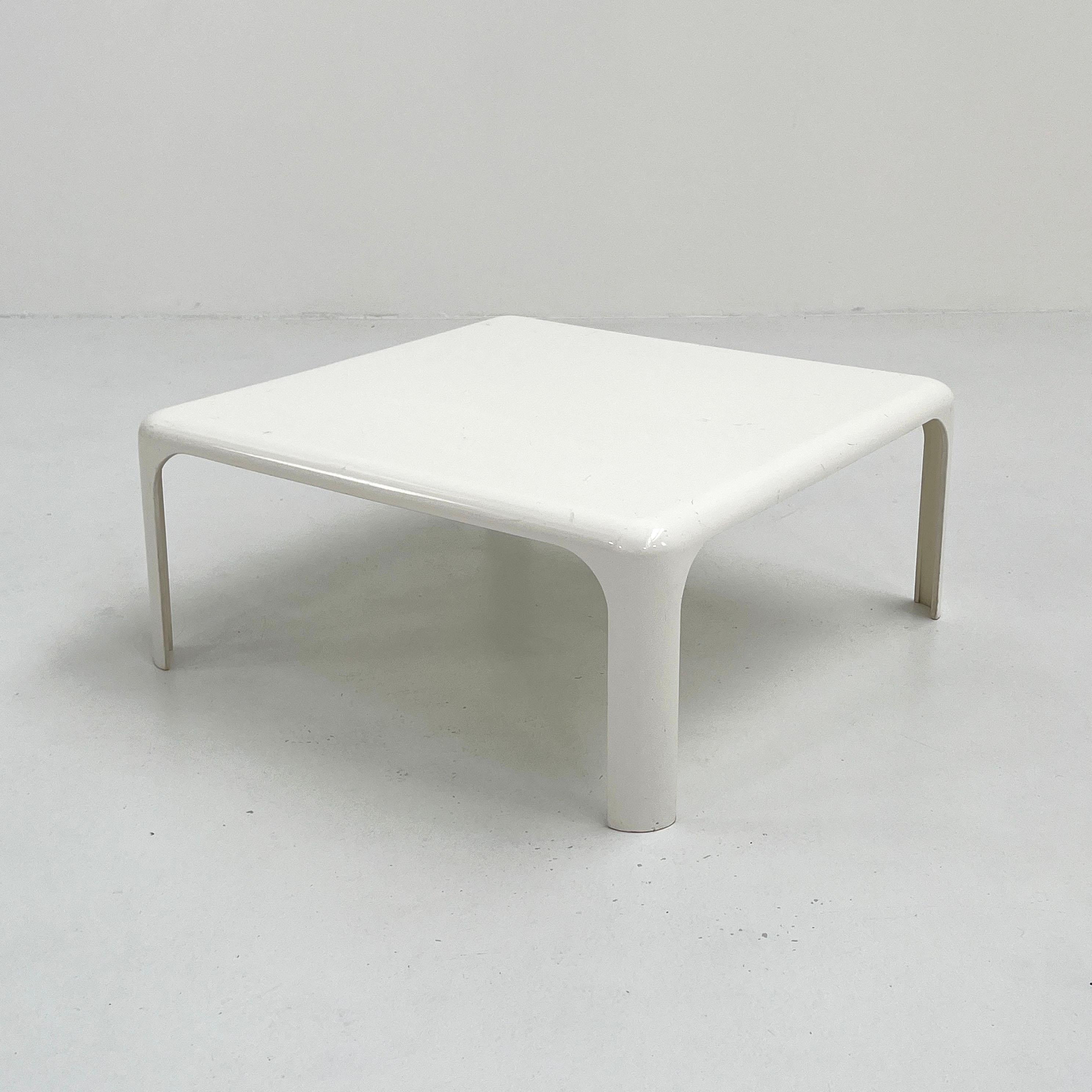 White Demetrio 70 coffee table by Vico Magistretti for Artemide, 1960s
Designer - Vico Magistretti
Producer - Artemide
Model - Demetrio 70 Coffee Table 
Design Period - Sixties 
Measurements - Width 70 cm x Depth 70 cm x Height 30 cm
Materials