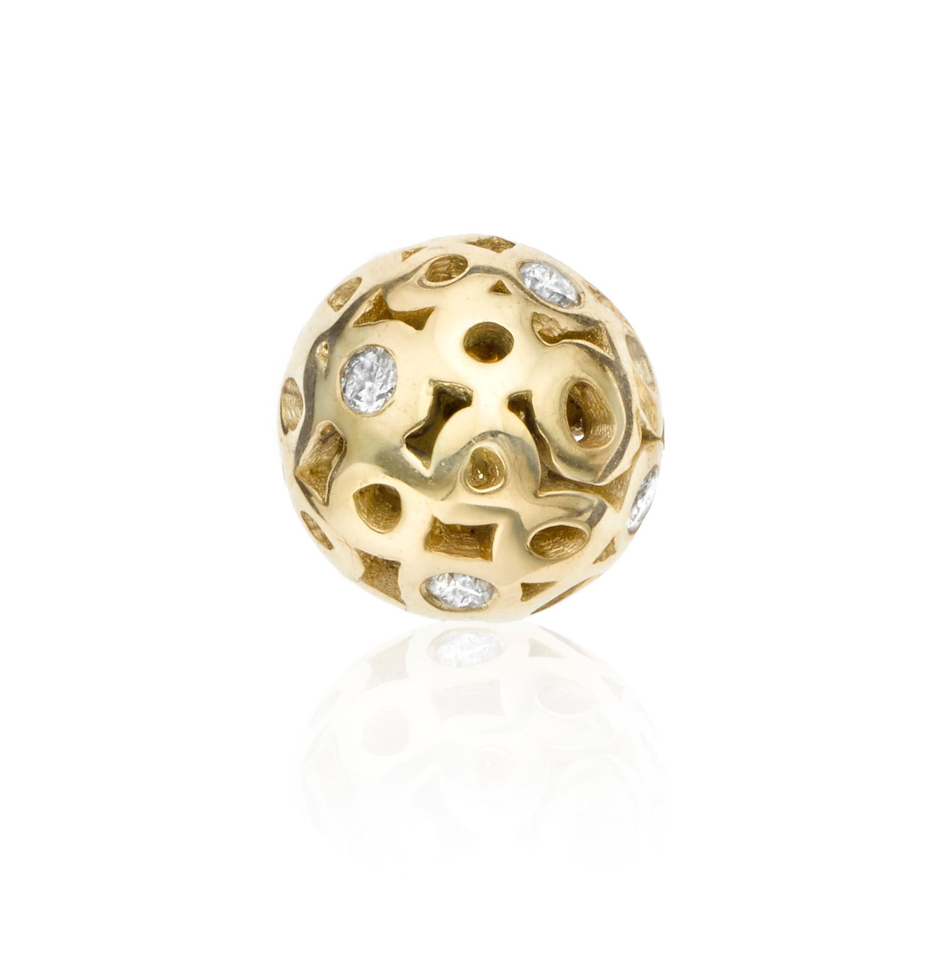 Contemporary White Diamond 0.42 Carat Sphere Round Ball Shape Stud Earring