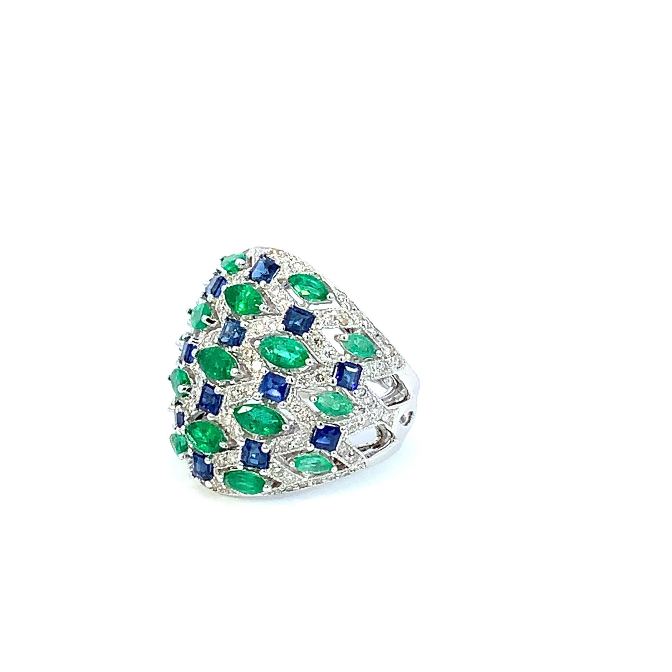 Marquise Cut White Diamond 1.4 Carat, Emerald, & Sapphire 2.80 Carats in 18K Gold RING For Sale