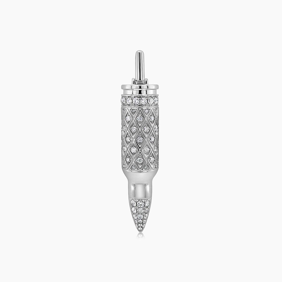 Collana con ciondolo a forma di proiettile in oro bianco 18 carati con diamanti bianchi In condizioni Nuovo in vendita a Oakton, VA