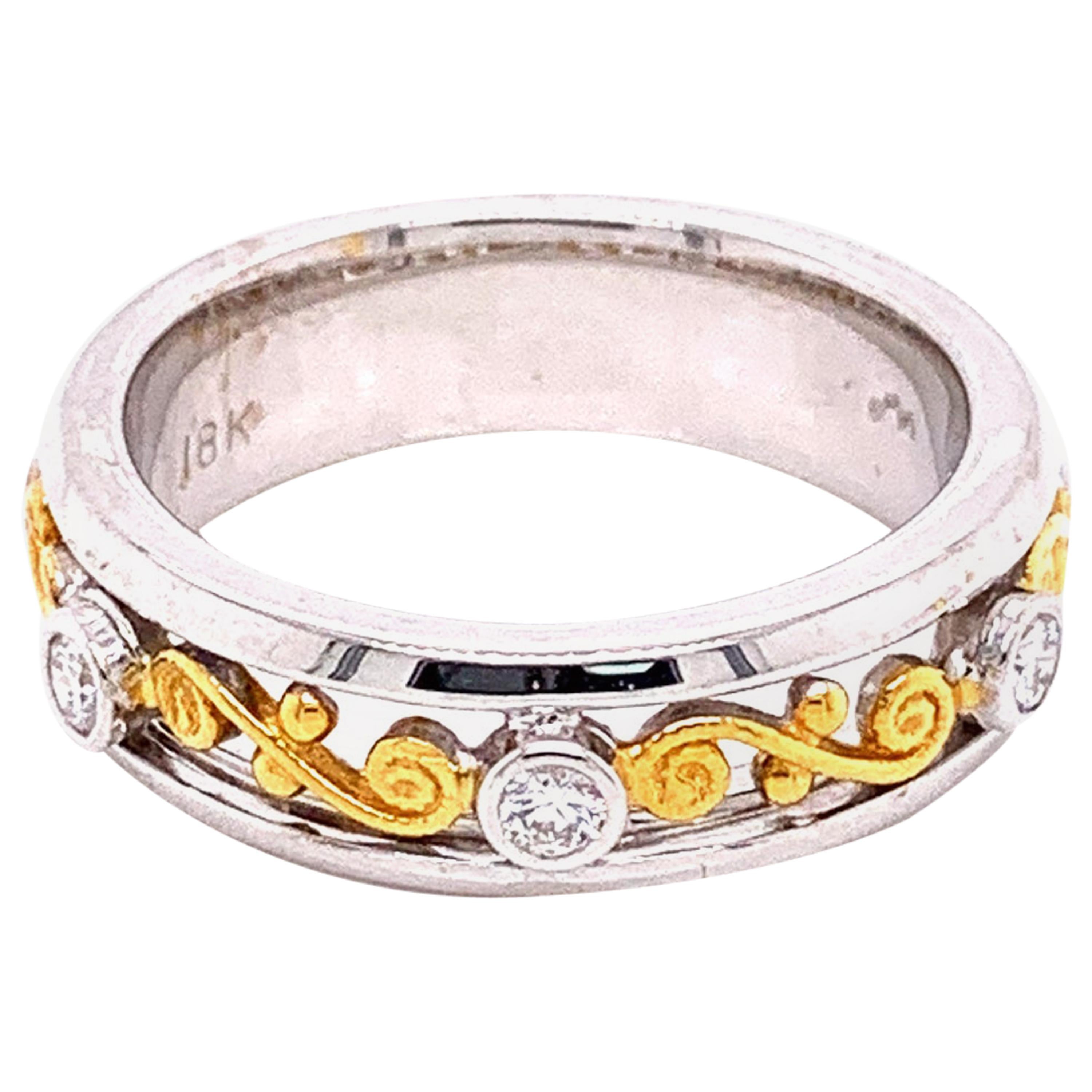 White Diamond and 18 Karat-22 Karat Gold Engagement Ring