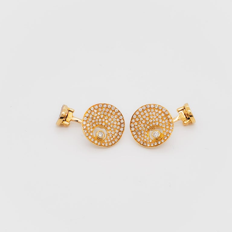 White Diamond and 18k Yellow Gold Cufflinks For Sale 2