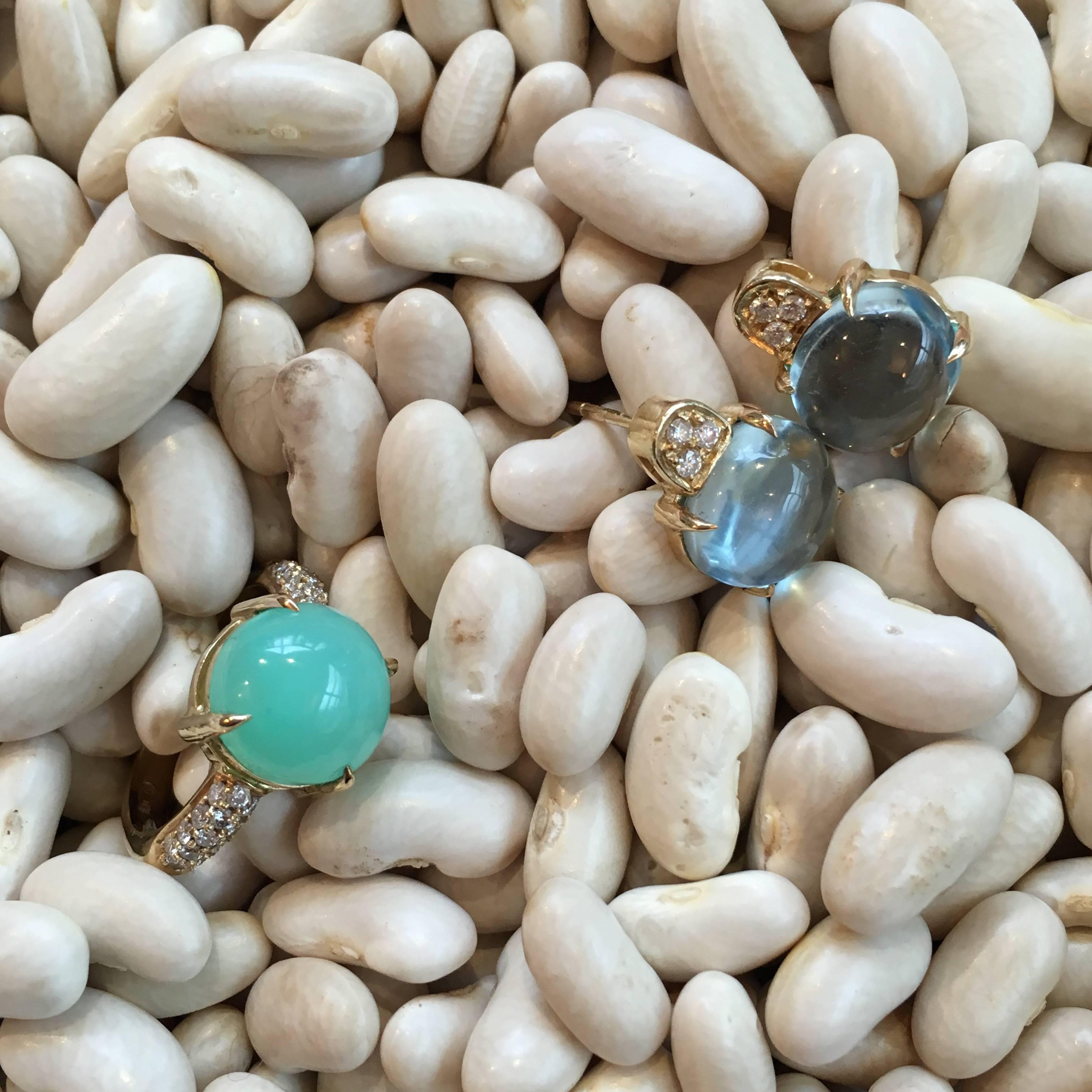 Boucles d'oreilles en or 18 carats de fabrication italienne avec diamants blancs et améthyste taille cabochon en vente 4