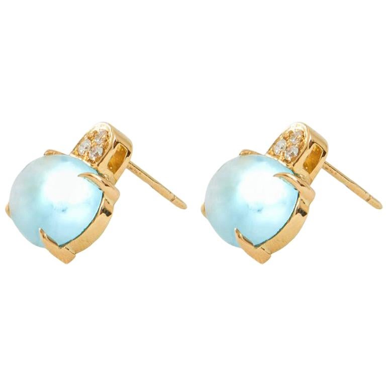 Contemporain Boucles d'oreilles en or 18 carats de fabrication italienne avec diamants blancs et améthyste taille cabochon en vente