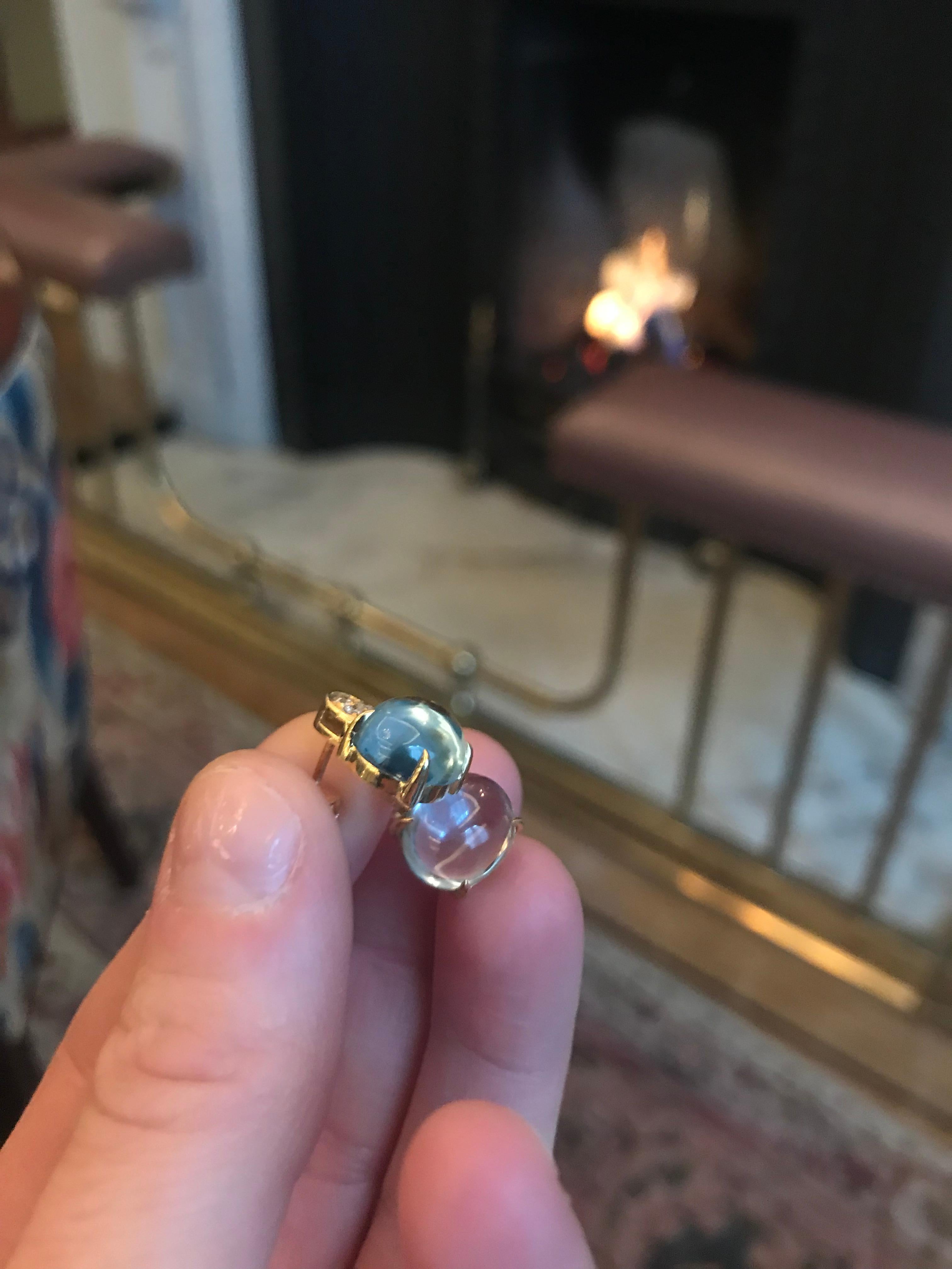 Boucles d'oreilles en or 18 carats de fabrication italienne avec diamants blancs et améthyste taille cabochon en vente 3
