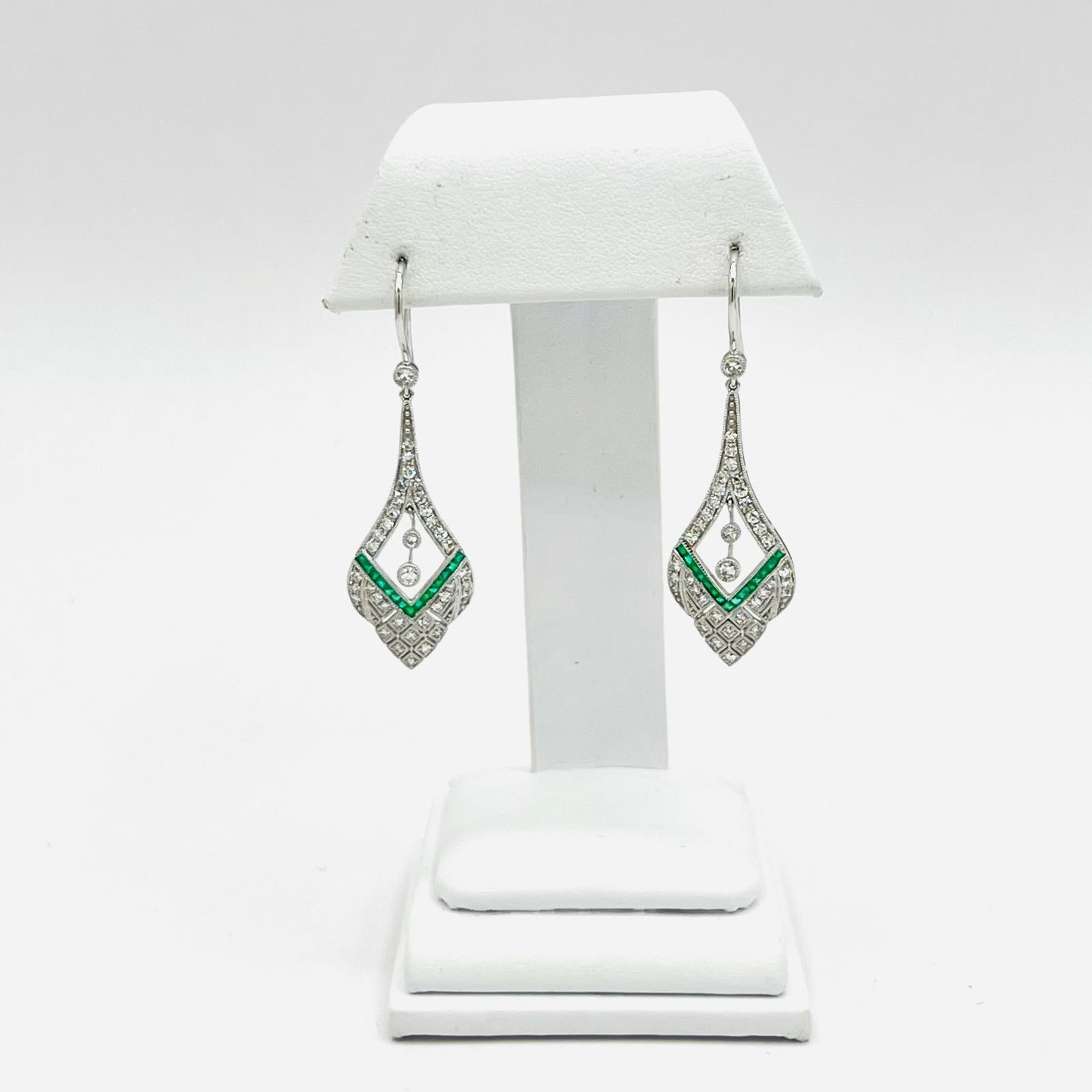 Women's or Men's White Diamond and Emerald Square Dangle Earrings in Platinum
