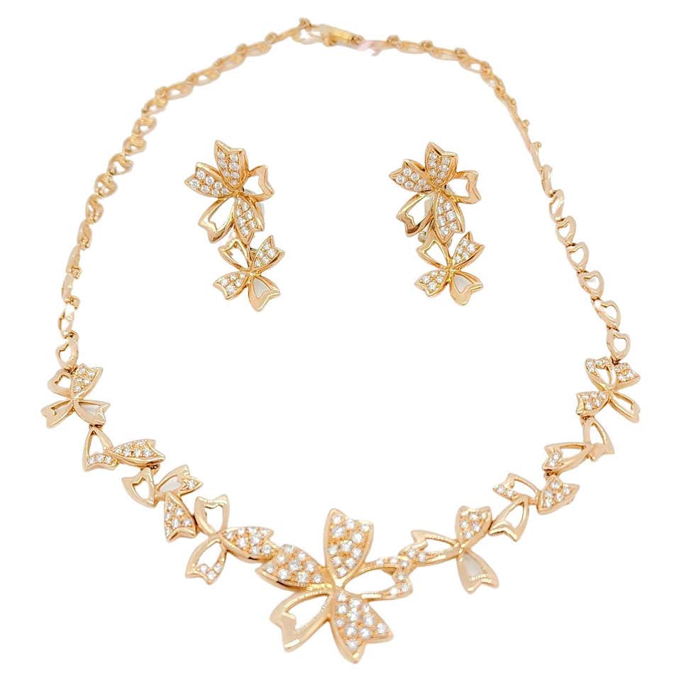 H. Stern World Collection Diamond Gold Necklace and Earrings at 1stDibs