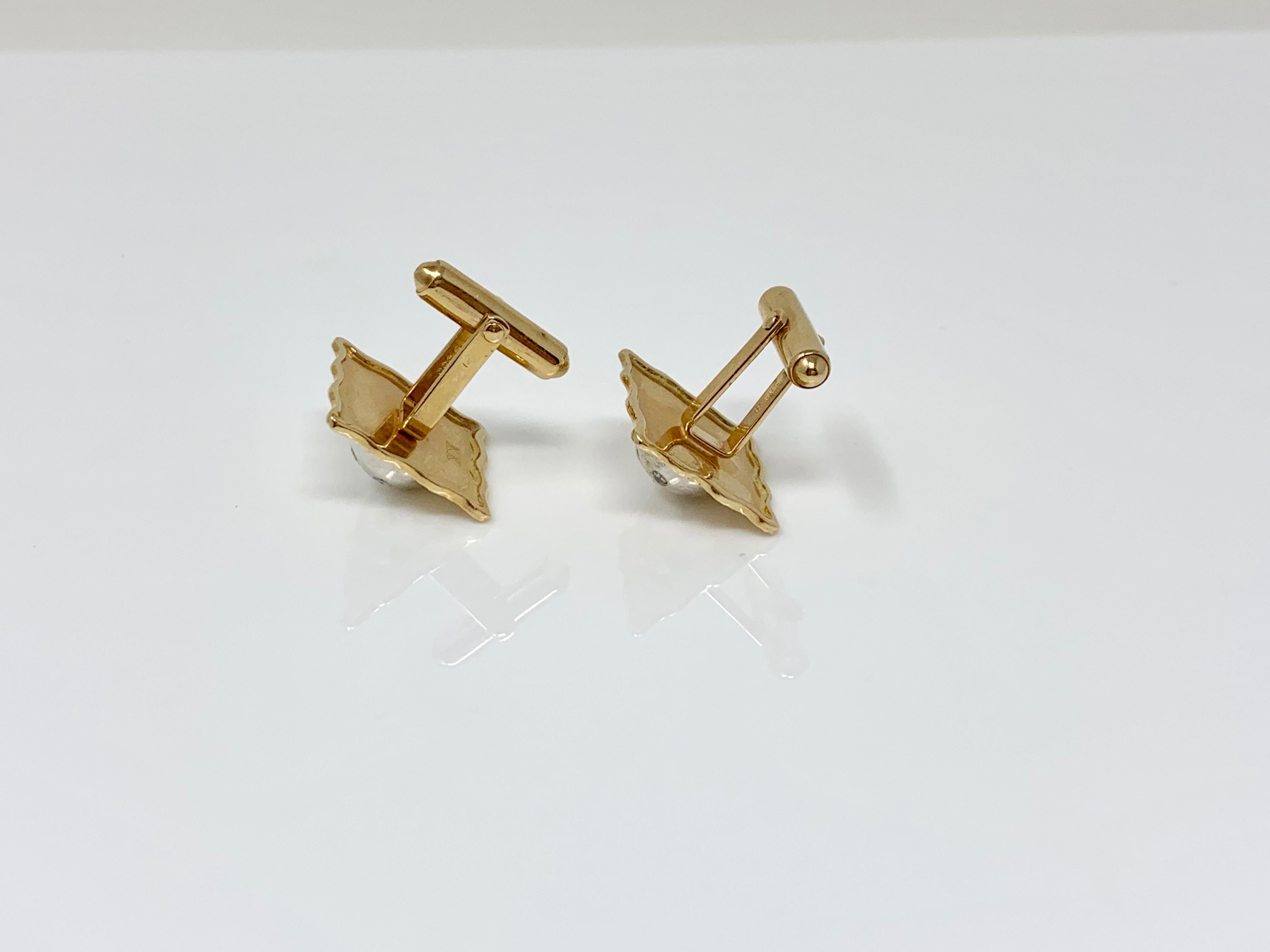 Round Cut White Diamond and Gold Cufflinks in 14 Karat Yellow Gold  For Sale