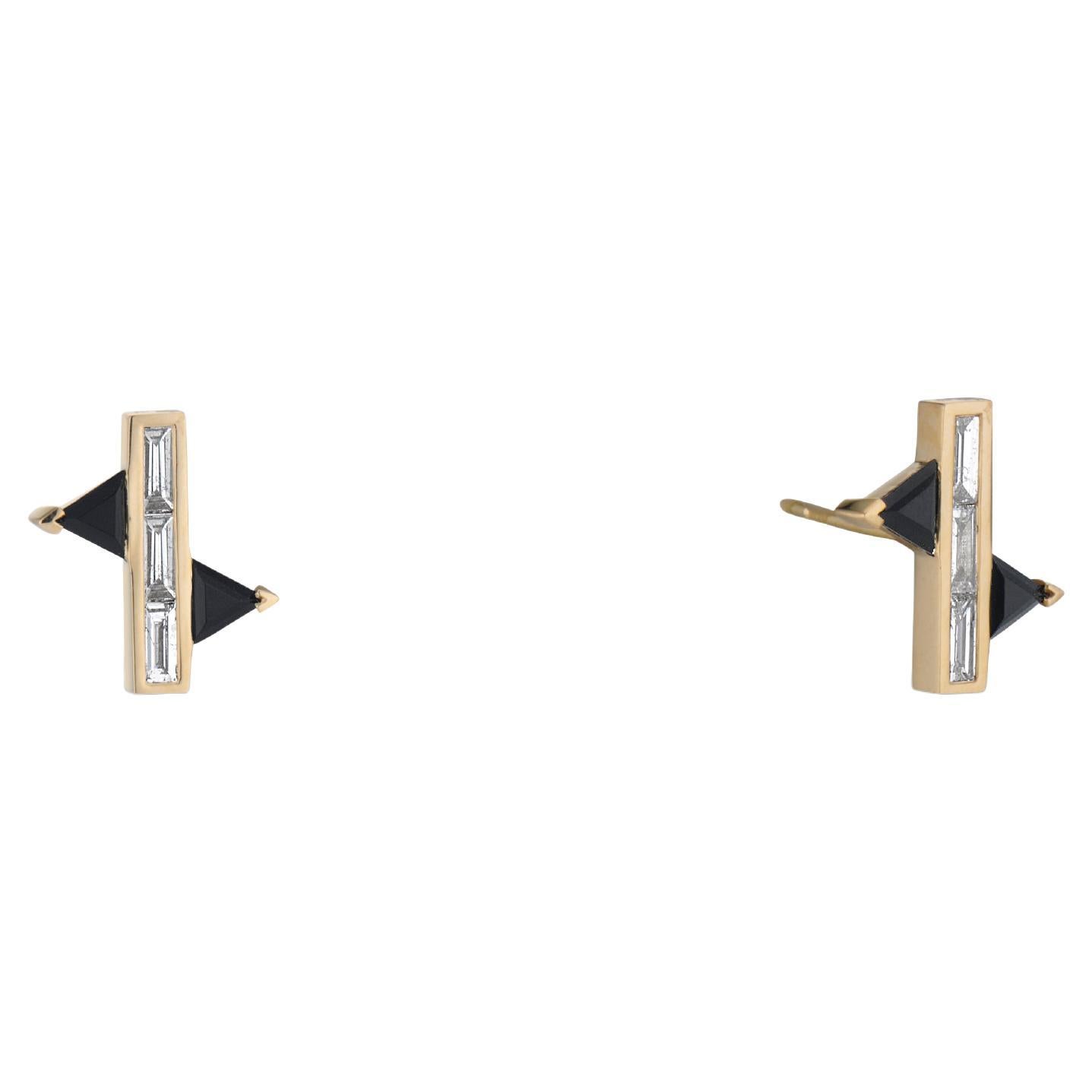 JV Insardi White Diamond and Onyx 18kt Gold Stud Earrings