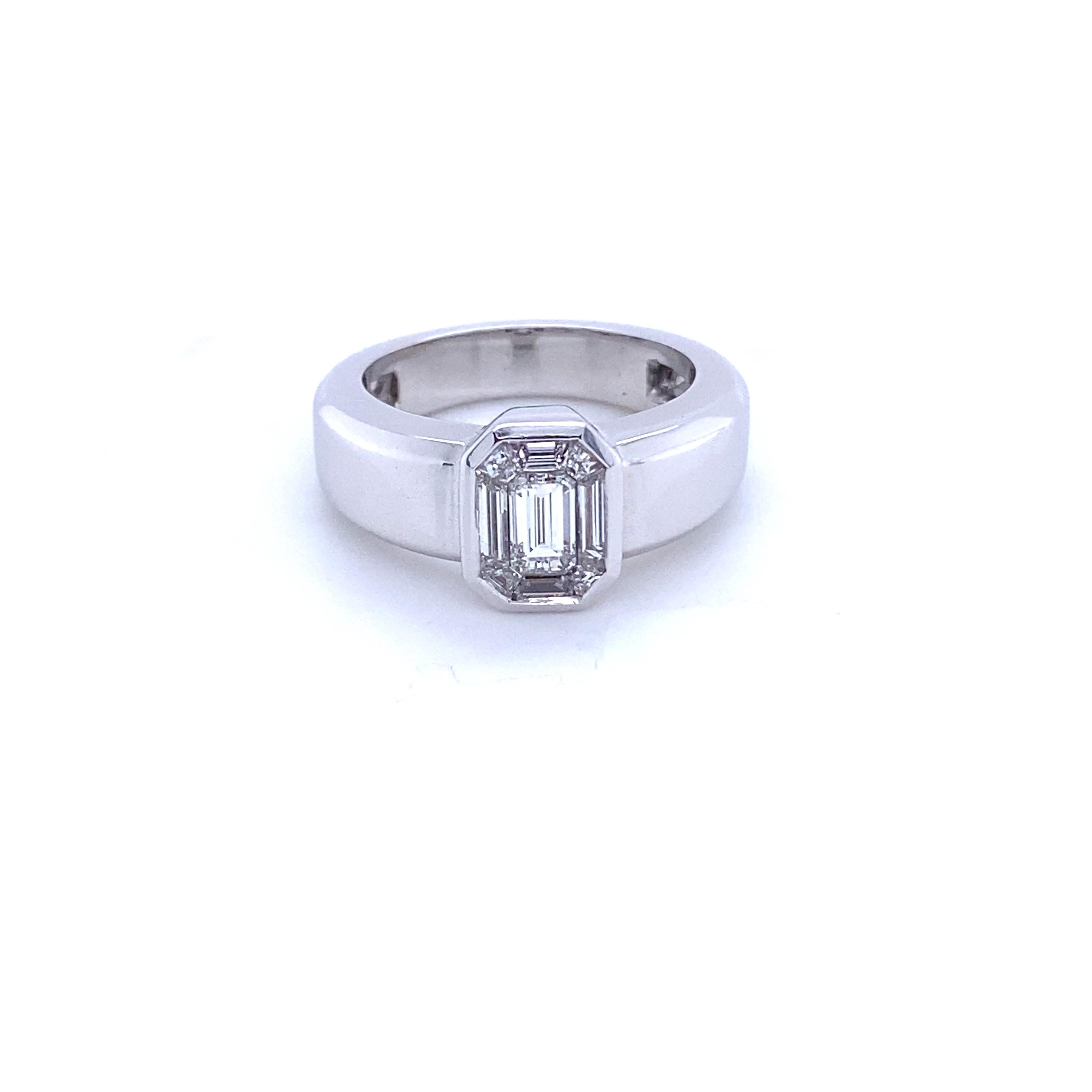 Baguette Cut White Diamond and White Gold 18 Karat Solitaire Ring