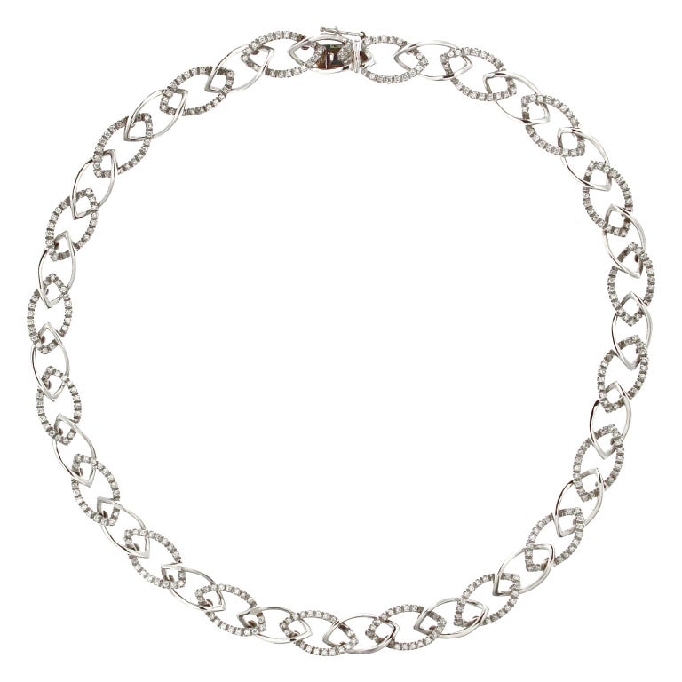 White Diamond and White Gold Necklace SPIGA Collection For Sale at 1stDibs