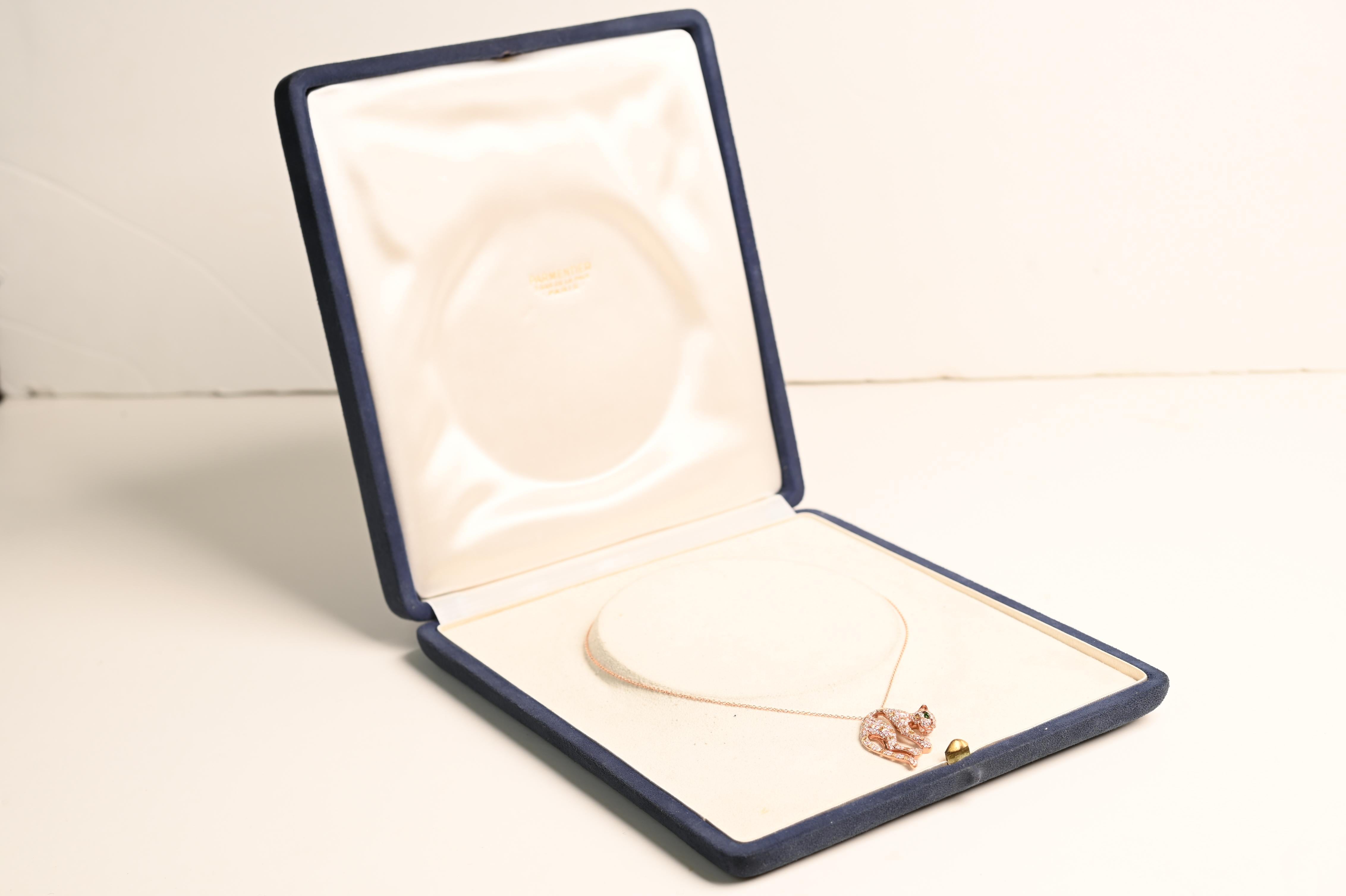 White Diamond (Approx 1.50-Carats) & Diamond (Approx 1.80-Carats) Necklace In Excellent Condition For Sale In New York, NY