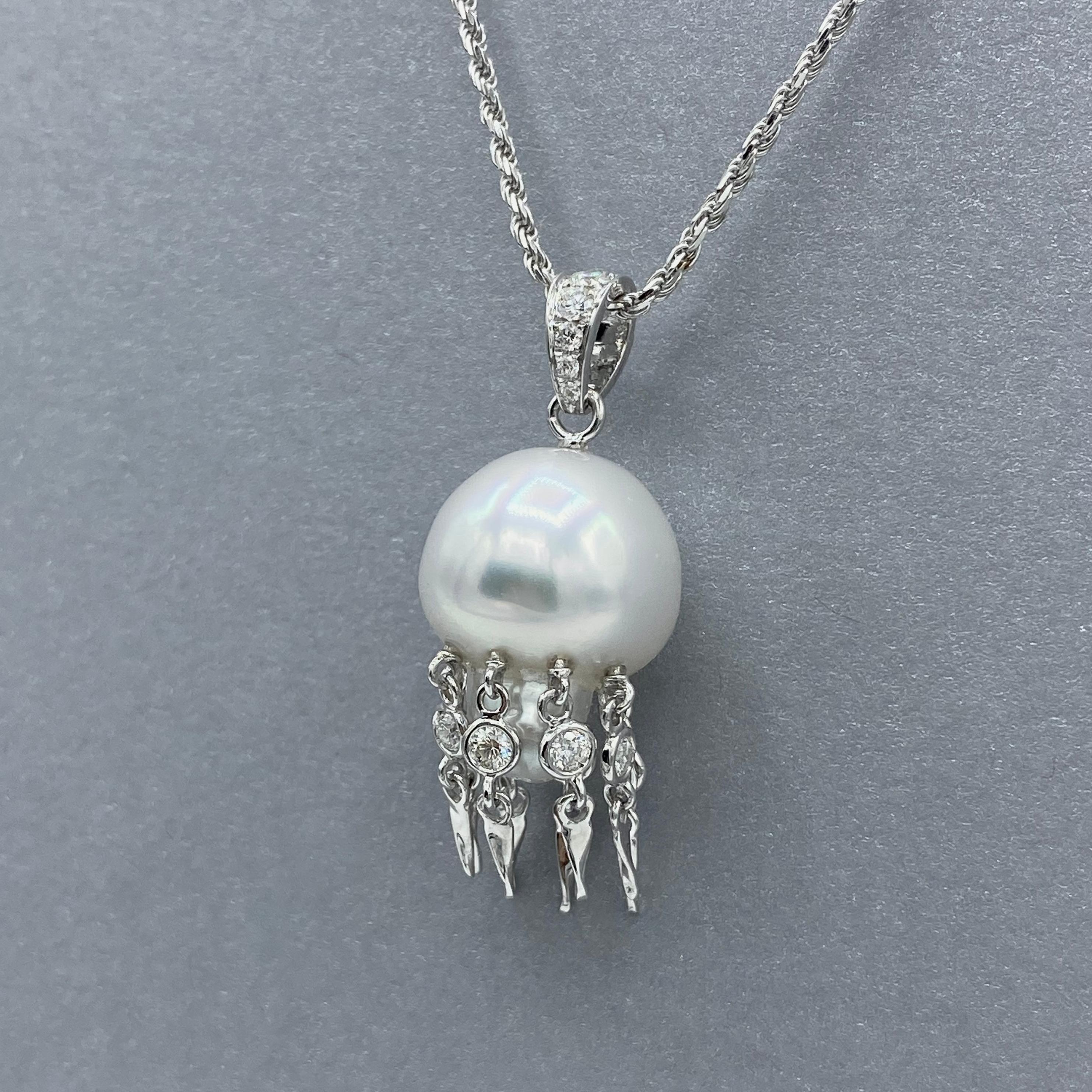 Artisan White Diamond Australian Pearl 18 Karat White Gold Pendant/Necklace Jellyfish