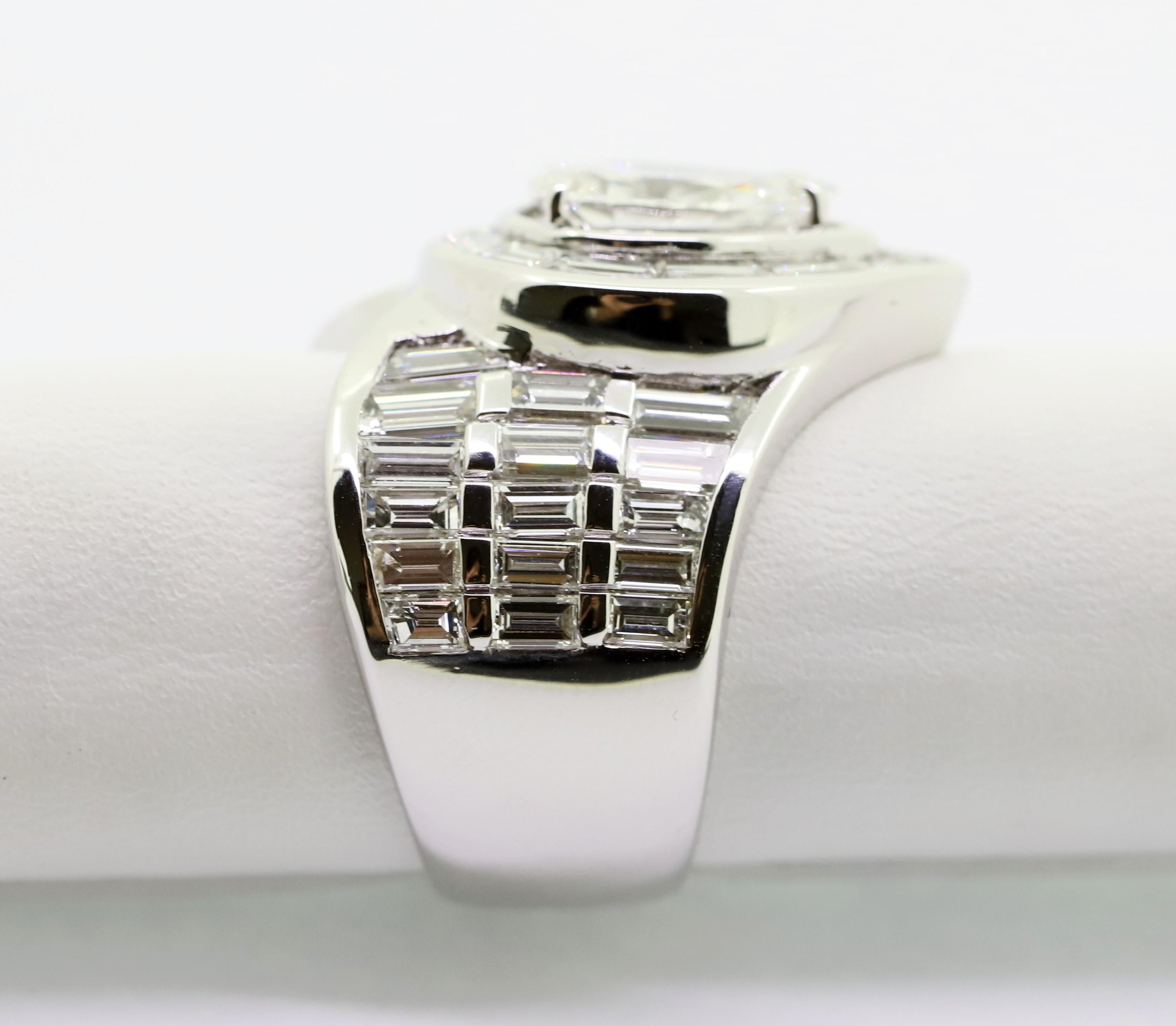 White Diamond, Baguette and Pear, Certificate 18 Karat White Gold In New Condition For Sale In Milano, IT
