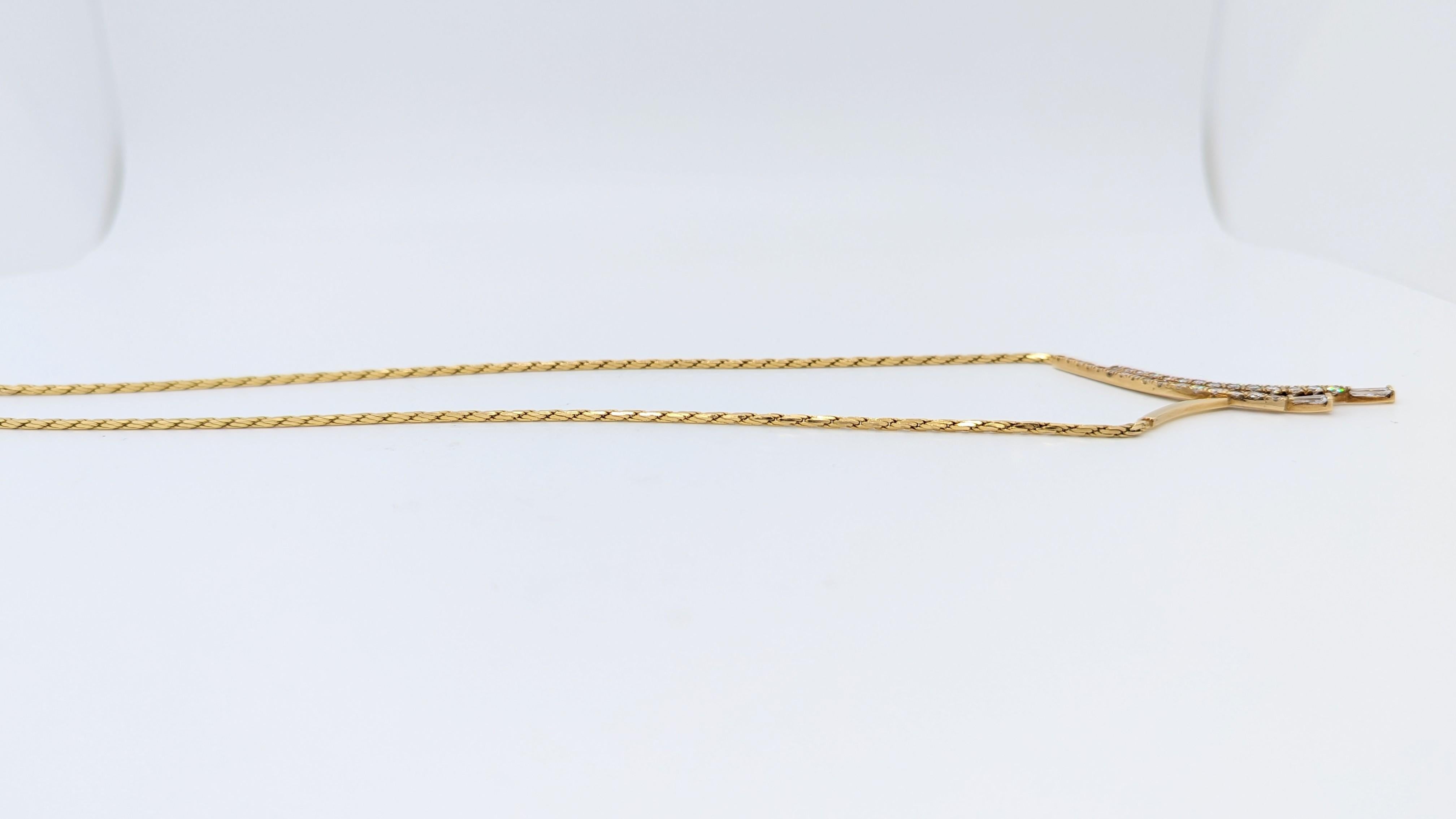 White Diamond Baguette and Round Design Necklace in 14K Yellow Gold In New Condition For Sale In Los Angeles, CA