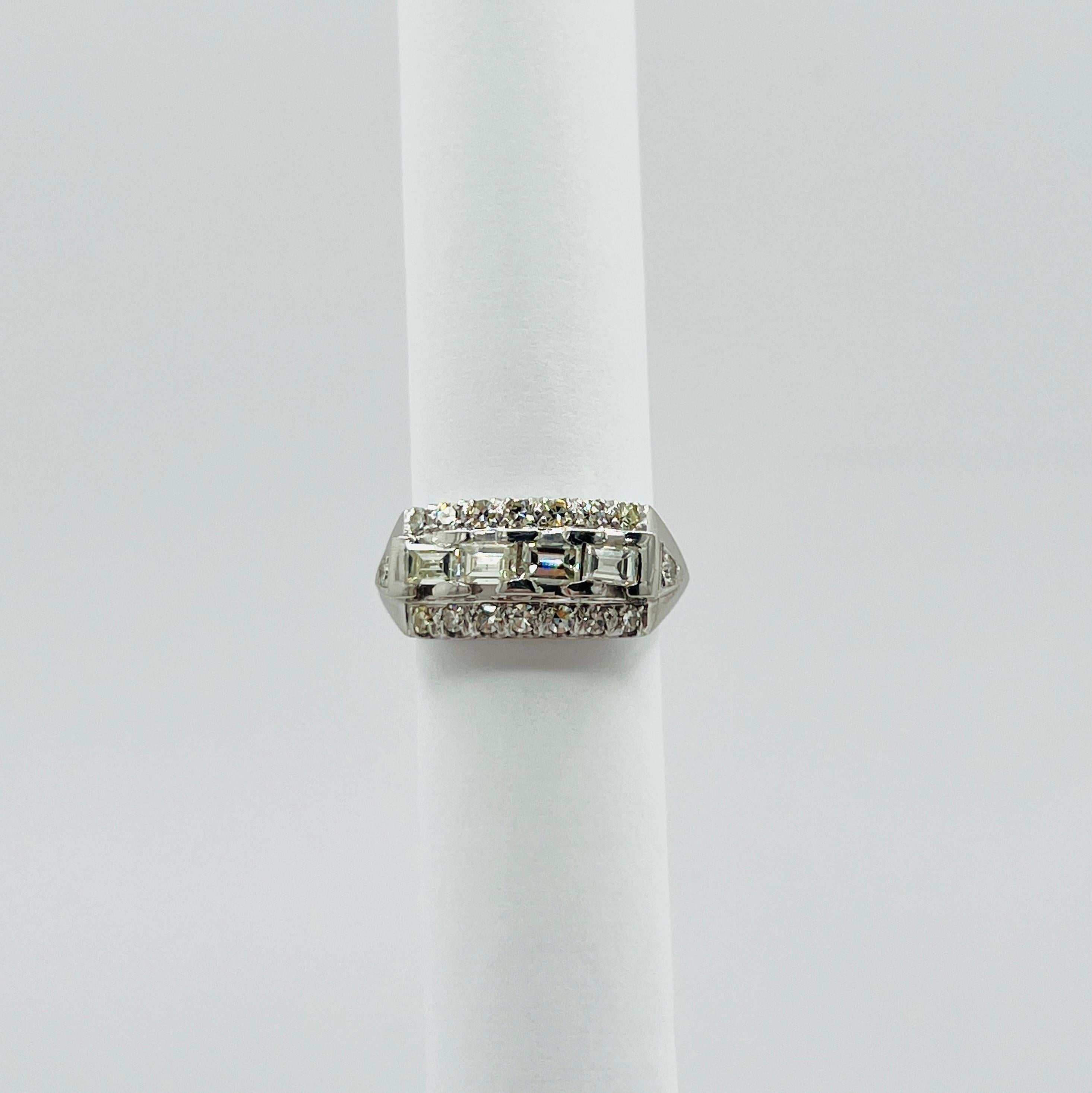 White Diamond Baguette and Round Ring in Platinum For Sale 1