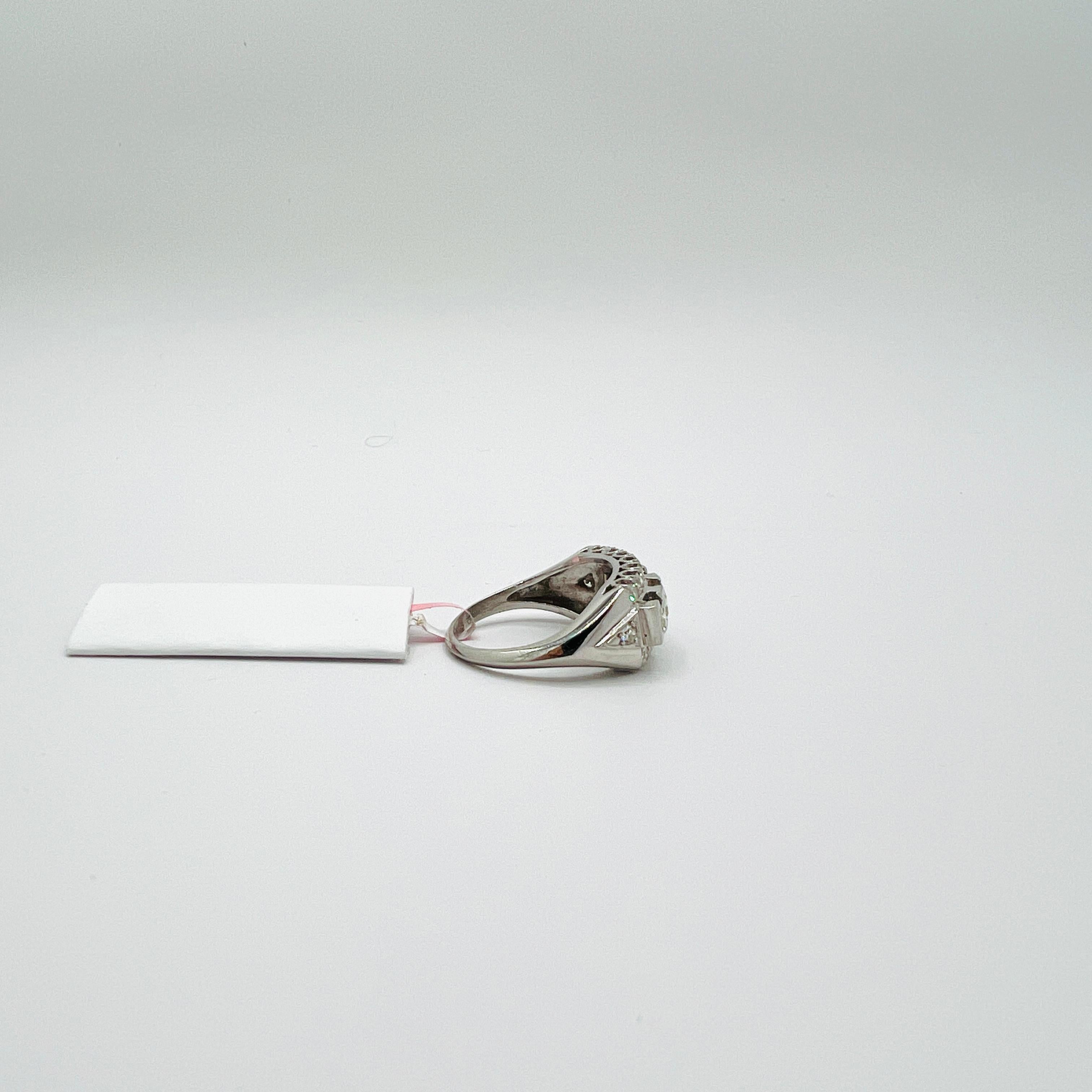 White Diamond Baguette and Round Ring in Platinum For Sale 2