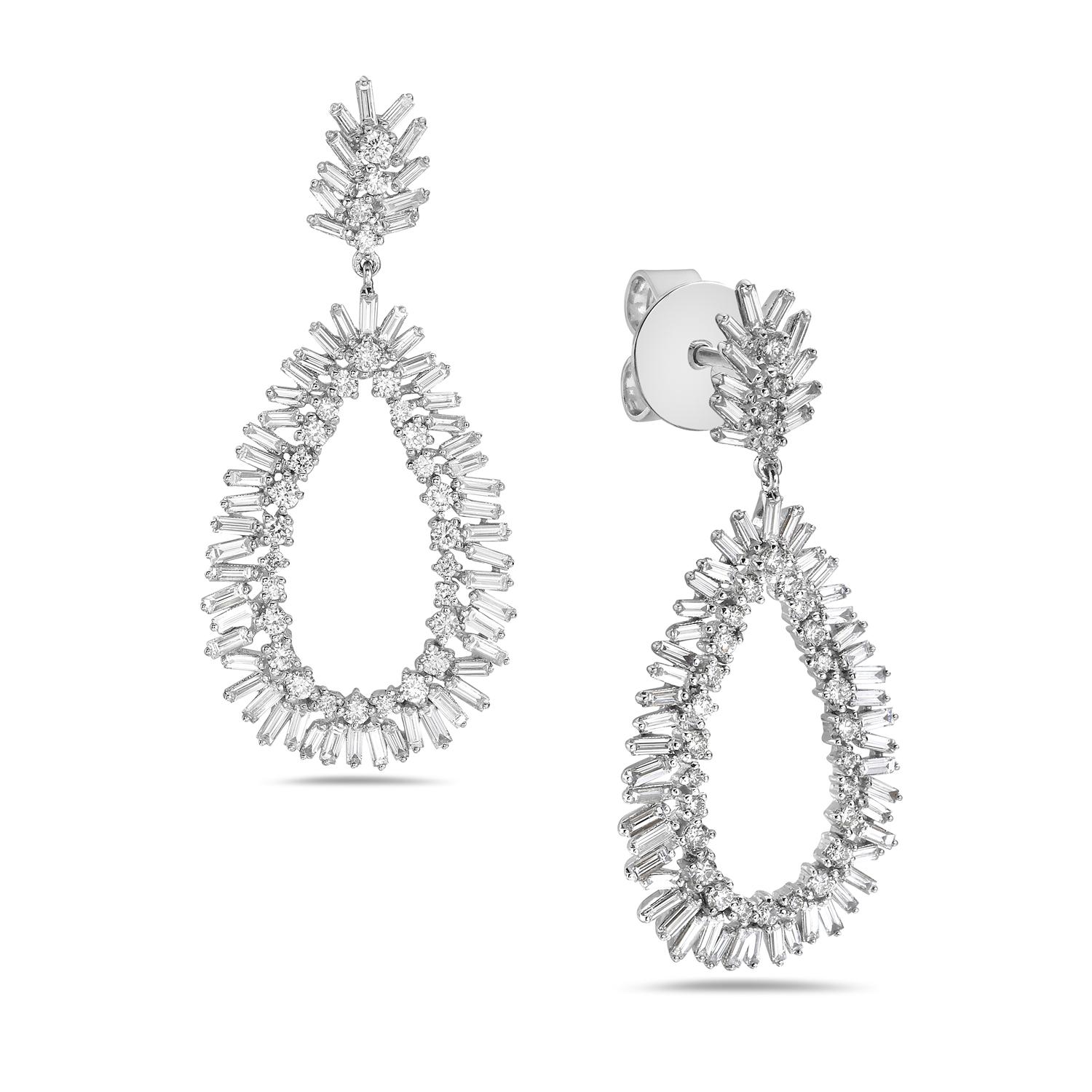 Artisan White Diamond Baguette Brilliance Dangle Earrings Made In 18k Gold For Sale