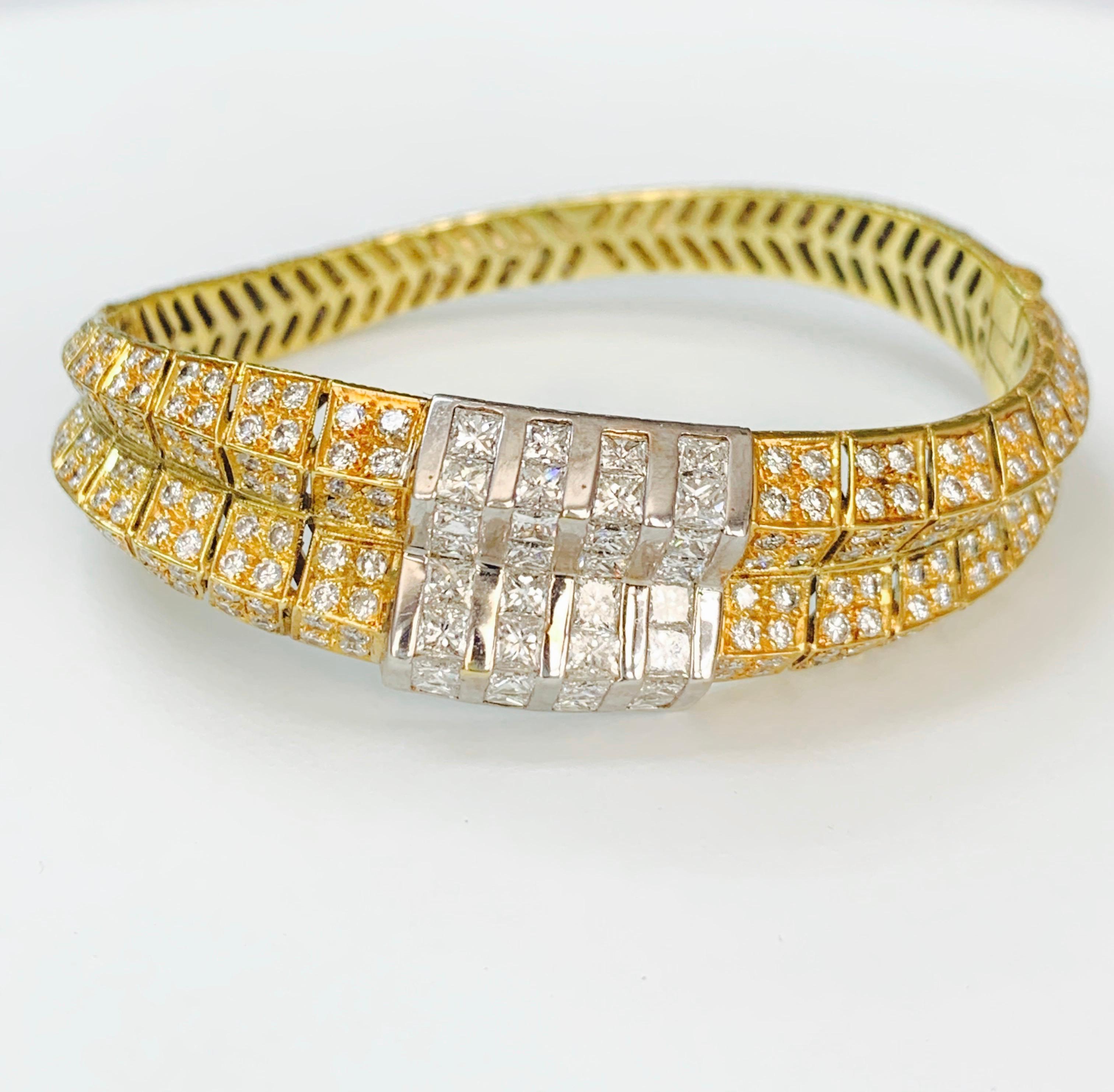 Bracciale con diamanti bianchi in oro giallo e bianco 18 carati. in vendita 5