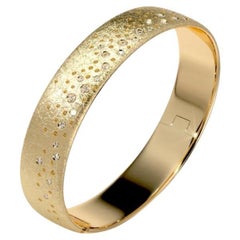 18K White Diamond Bangles Bracelets of 'soonhee' (size L:circumference 20.5 cm )