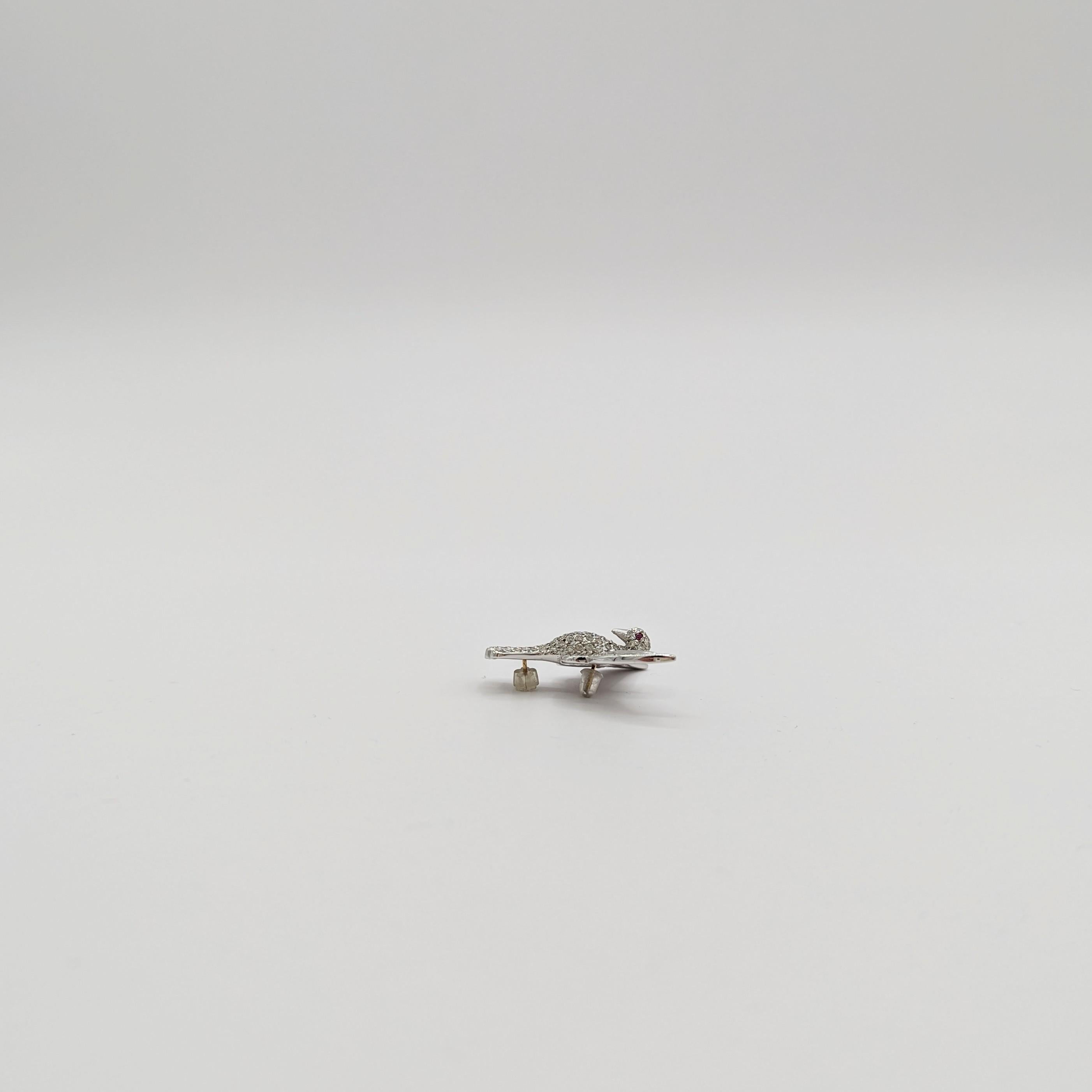 Women's or Men's White Diamond Bird Brooch in 18K White Gold For Sale