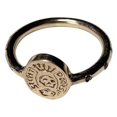 Weißer Diamant  Siegel- Totenkopfring mit schwarzem Diamantschild, Gold Vermeil J Dauphin