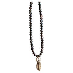 Halskette mit schwarzem Perlen-Perlen-Perlenanhänger, Jungfrau Maria, Medaille J Dauphin