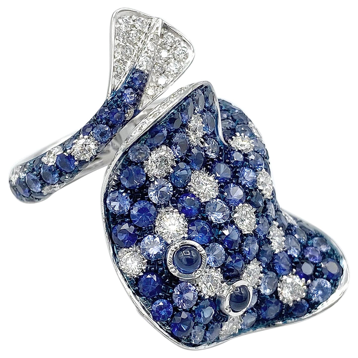 Bague Ray Fish en or 18 carats avec diamants blancs et saphirs bleus, fabrication italienne