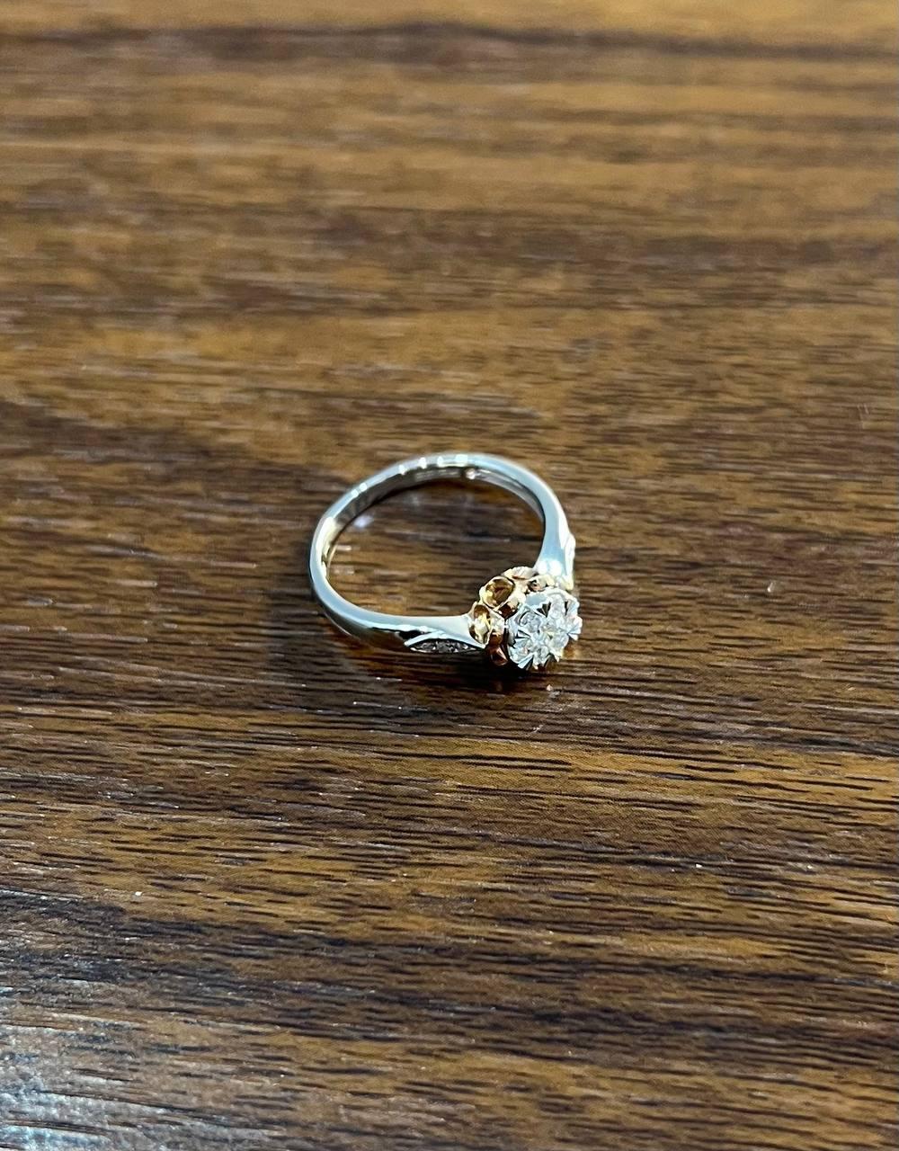 White Diamond Brilliant Floral Flower 14K Rose White Gold Statement Dainty Ring For Sale 6