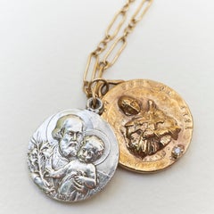 White Diamond Chunky Chain Necklace Joan of Arc Medal Medal Vintage Coin