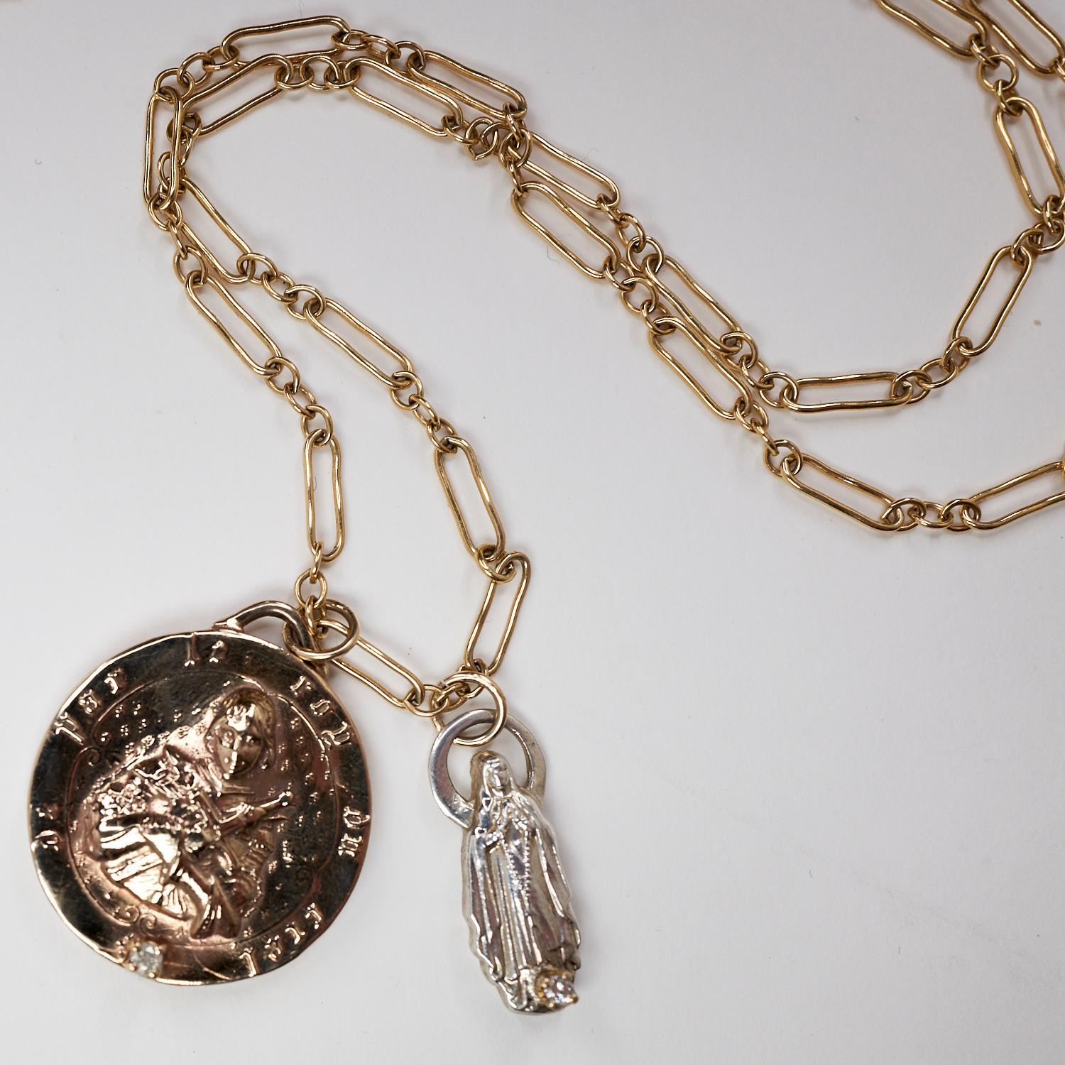 White Diamond Chunky Chain Necklace Medal Coin Pendant Joan of Arc J Dauphin In New Condition For Sale In Los Angeles, CA