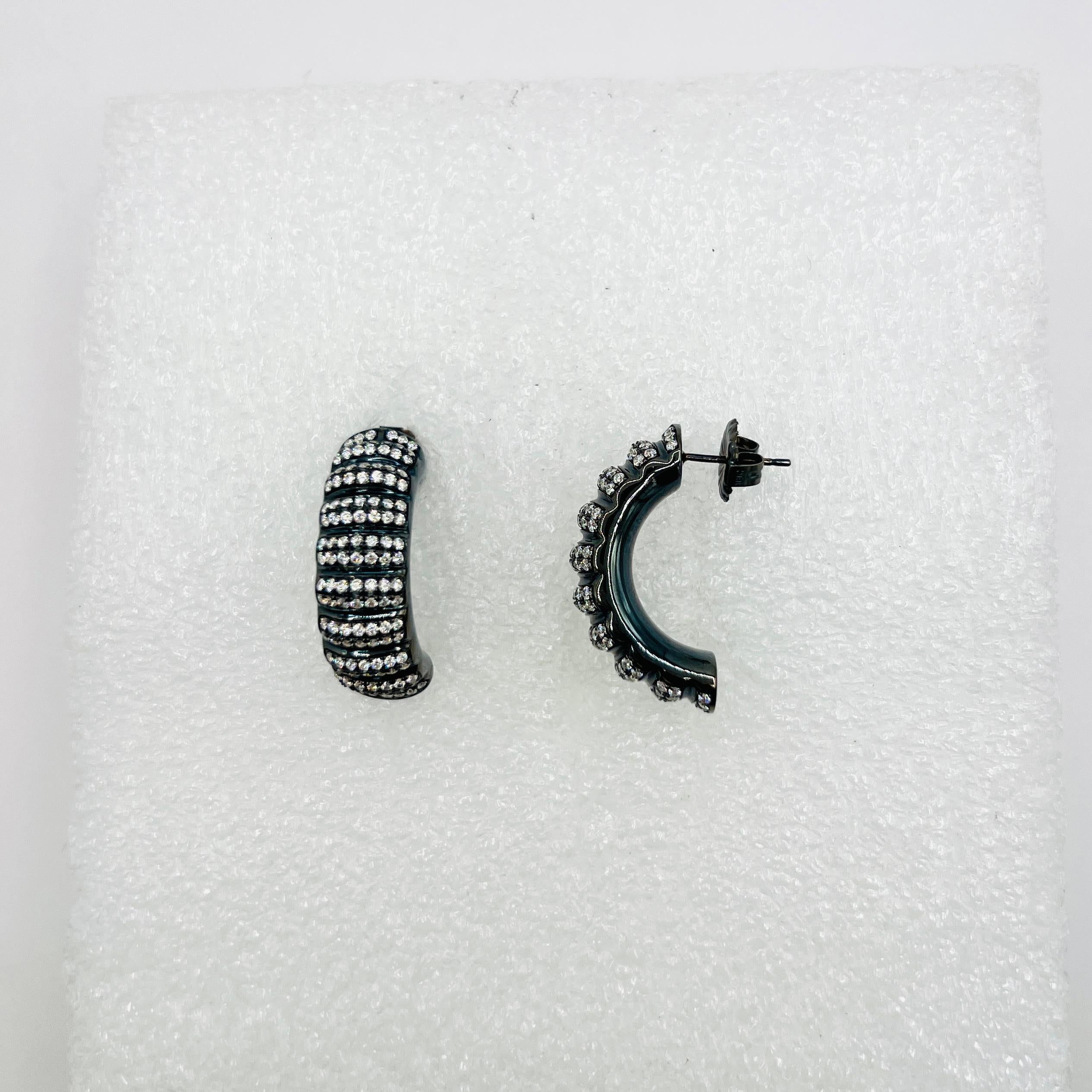 Women's or Men's White Diamond Chunky Semi Hoops in 18k White Gold & Black Rhodium For Sale