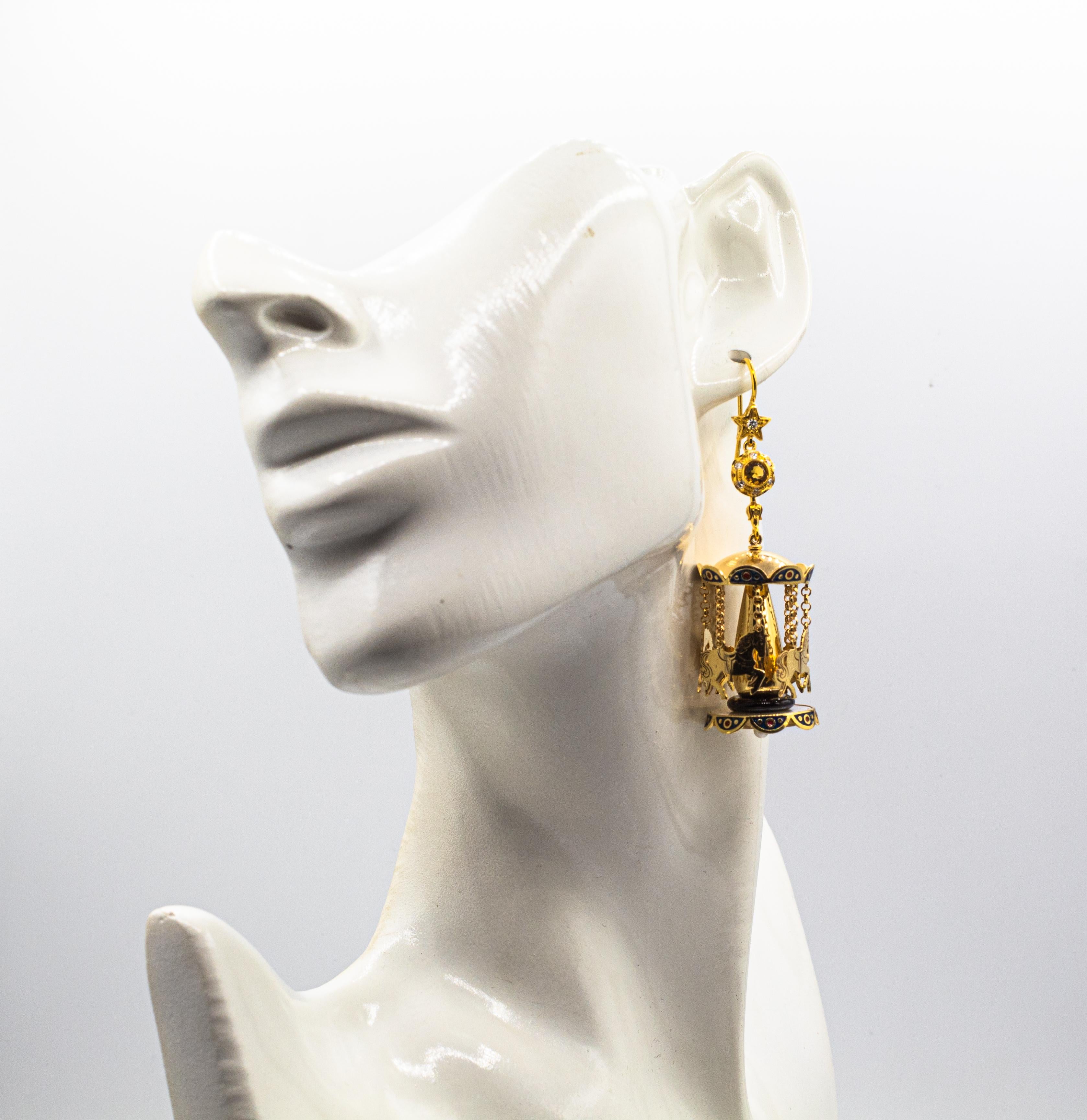 Gelbgold-Ohrstecker „Carousel“ mit weißem Diamant, Citrin, Onyx, Perle und Emaille im Angebot 2