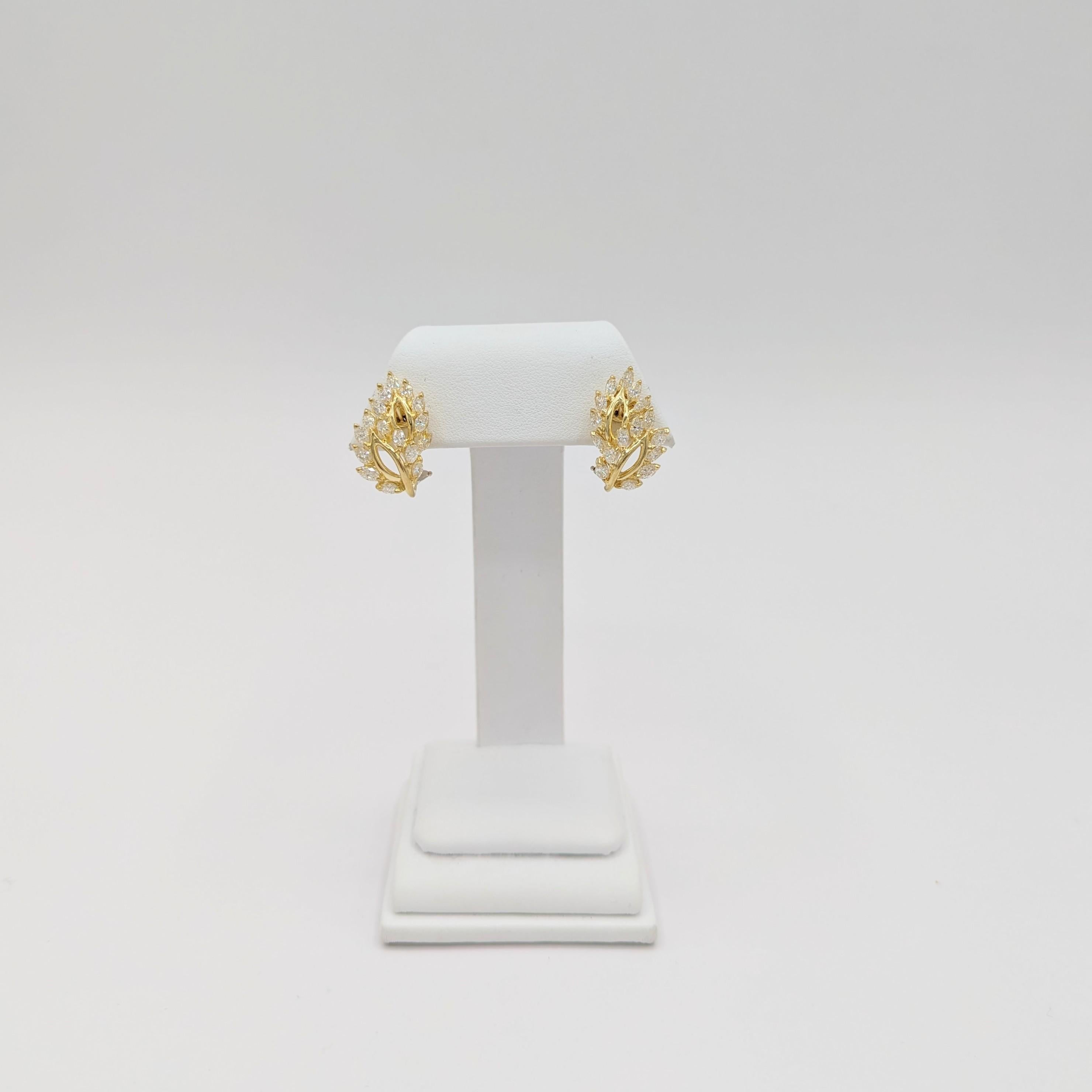 Women's or Men's White Diamond Cluster Earrings in 18K Yellow Gold For Sale