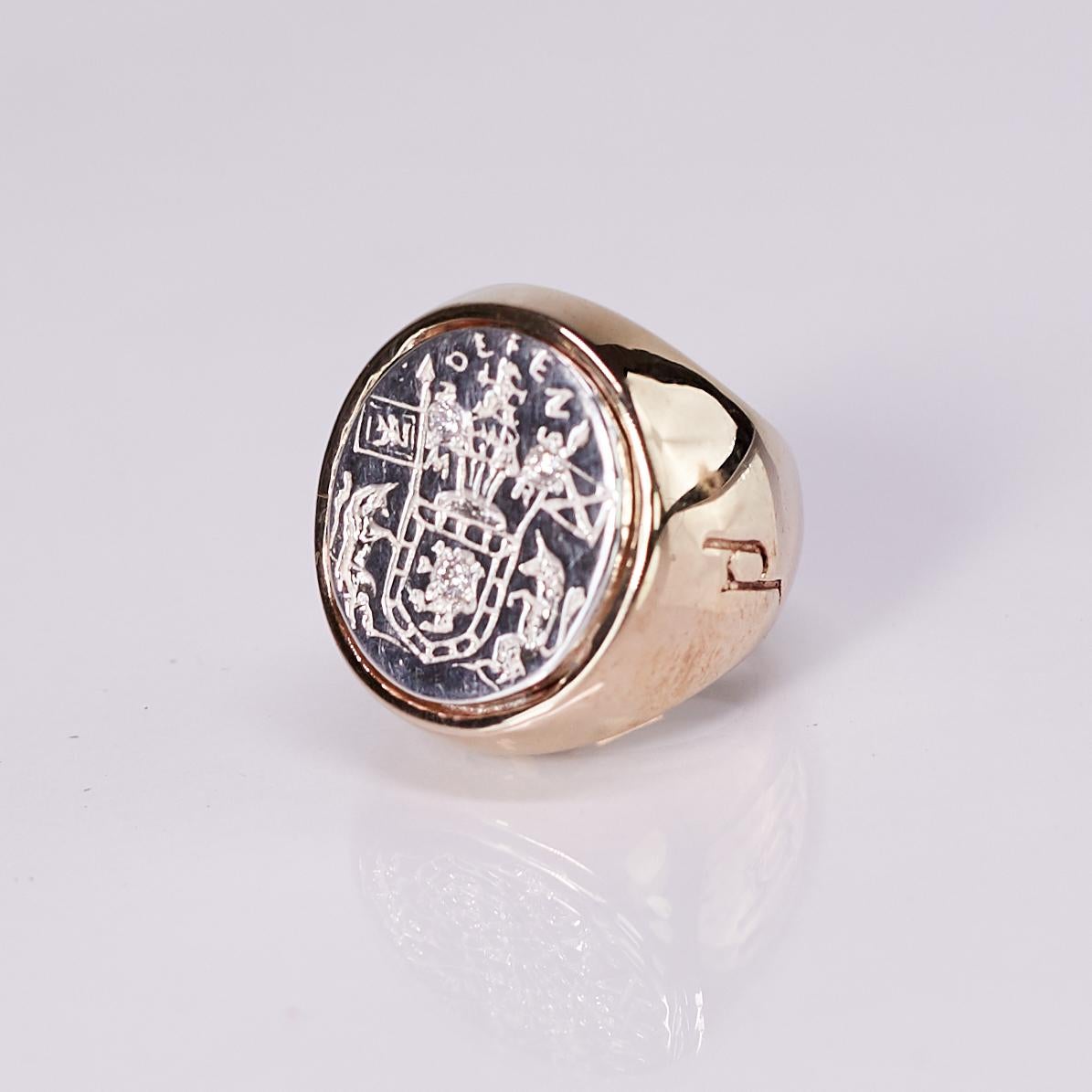 J Dauphin, bague sigillaire unisexe en argent sterling et bronze avec crête de diamants blancs en vente 1