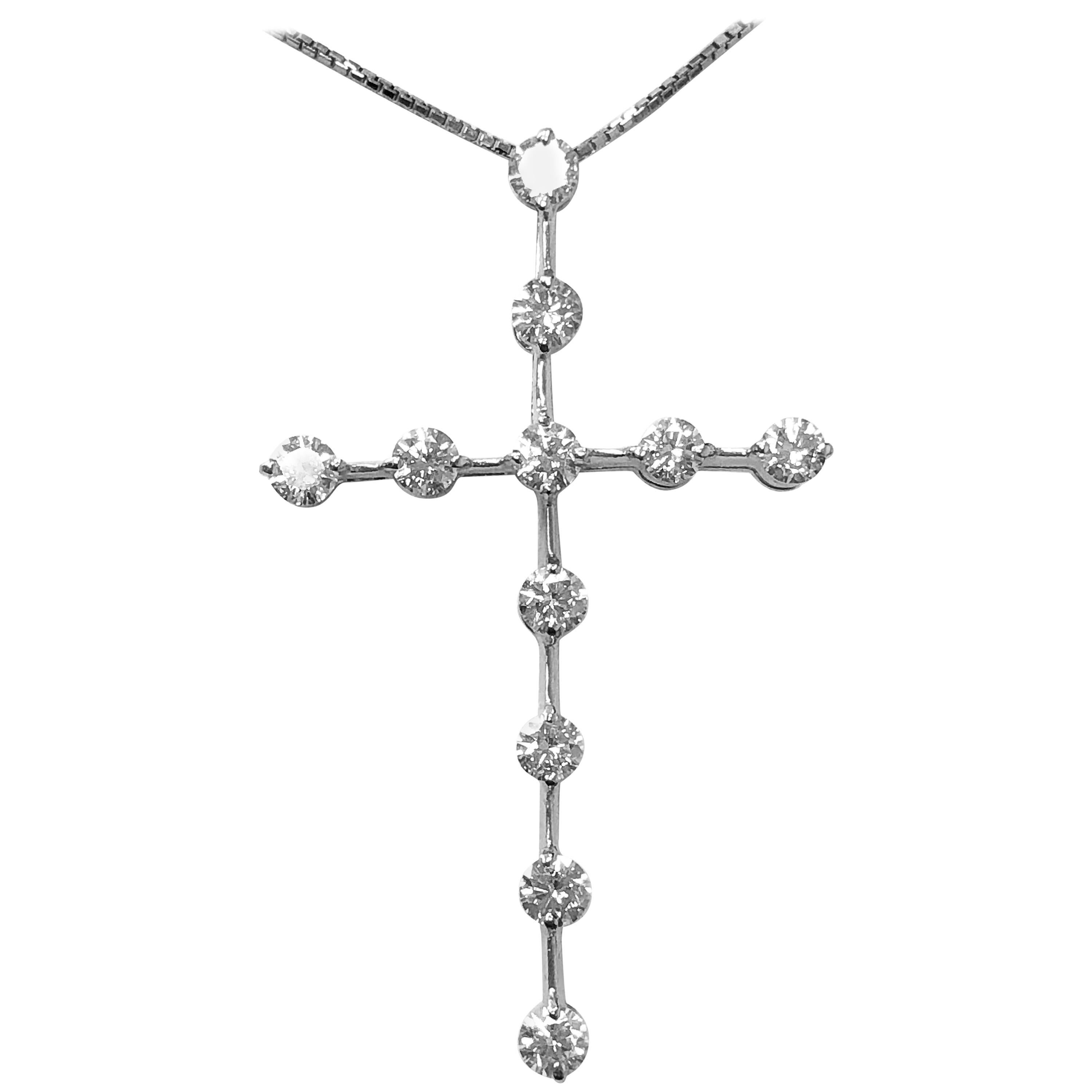 White Diamond Cross Pendant Necklace in Platinum For Sale (Free