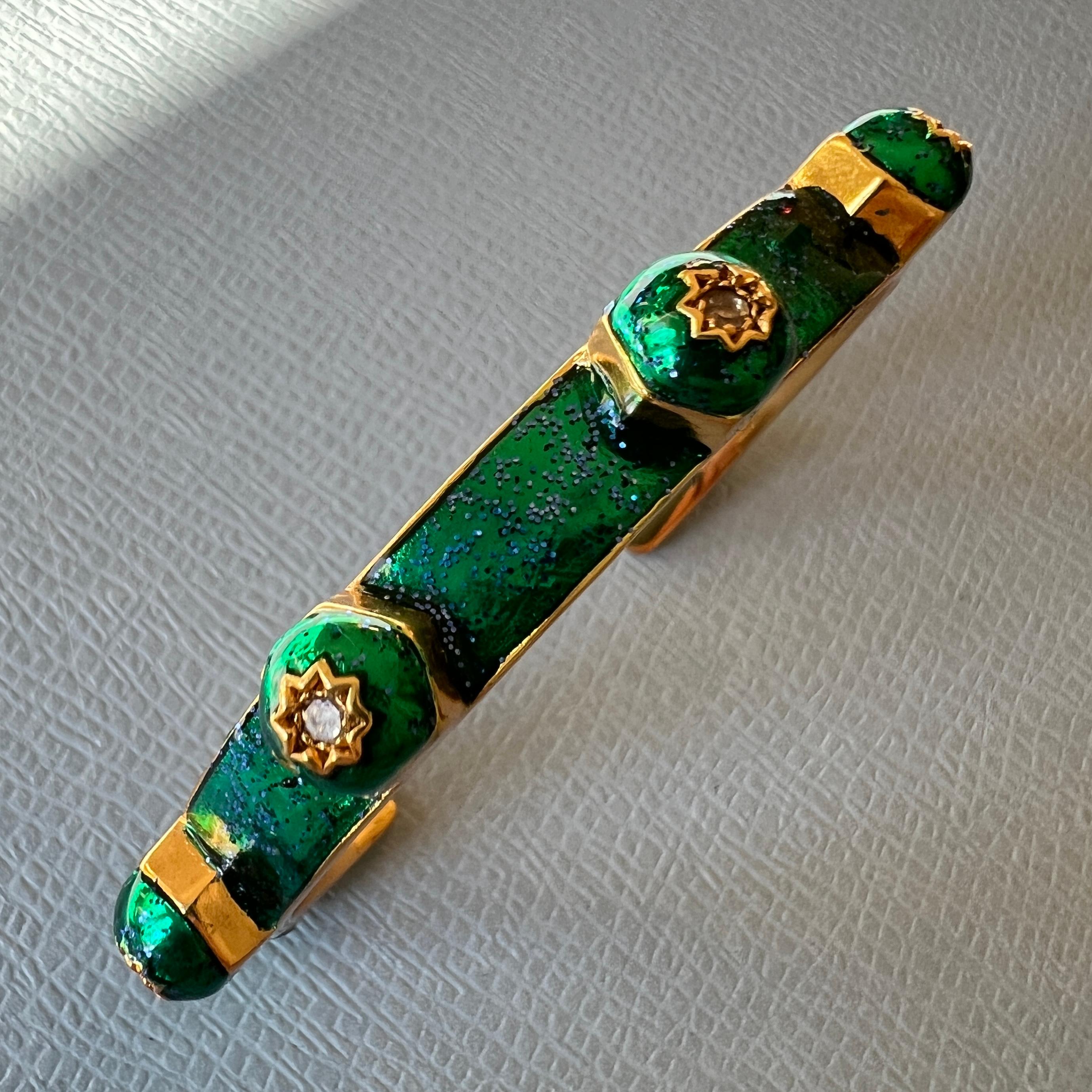 White Diamond Cuff Bangle Bracelet Studs Enamel Emerald Green Glitter For Sale 4