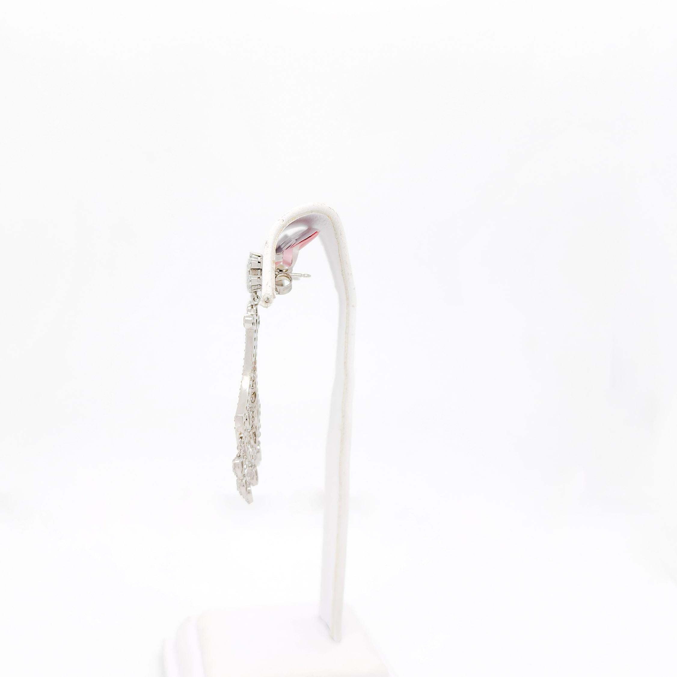 White Diamond Dangle Earrings in 18k White Gold For Sale 2